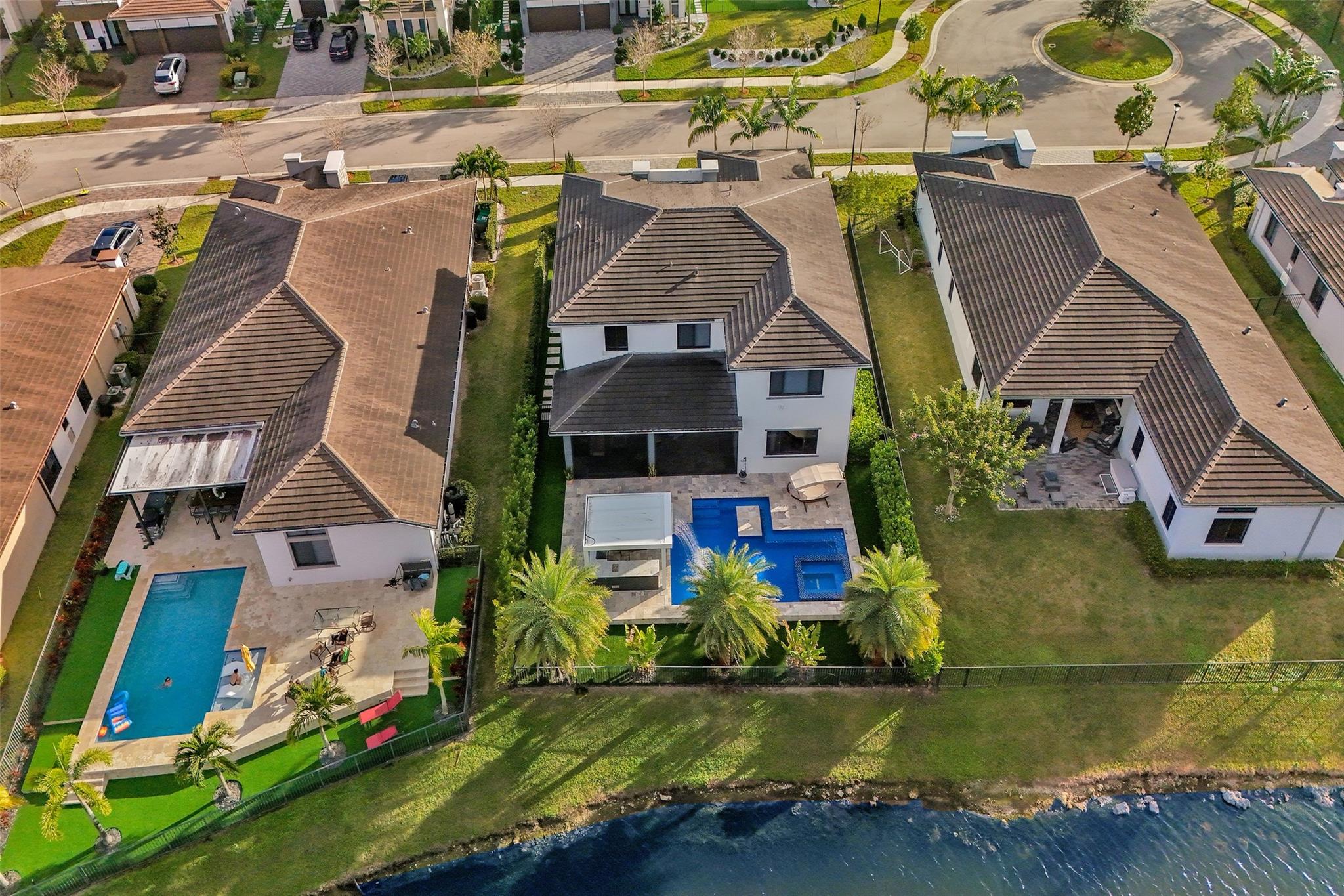 10915 Moore Drive