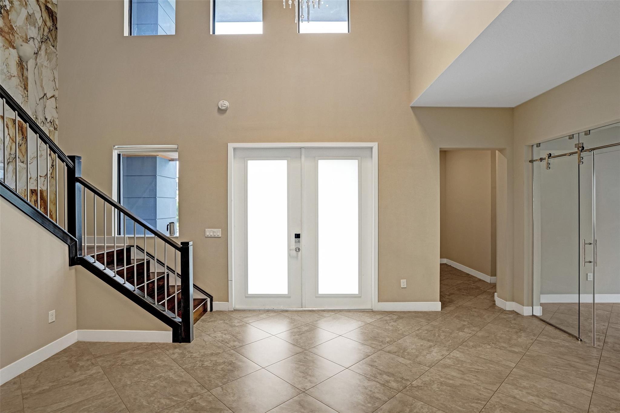 10915 Moore Drive