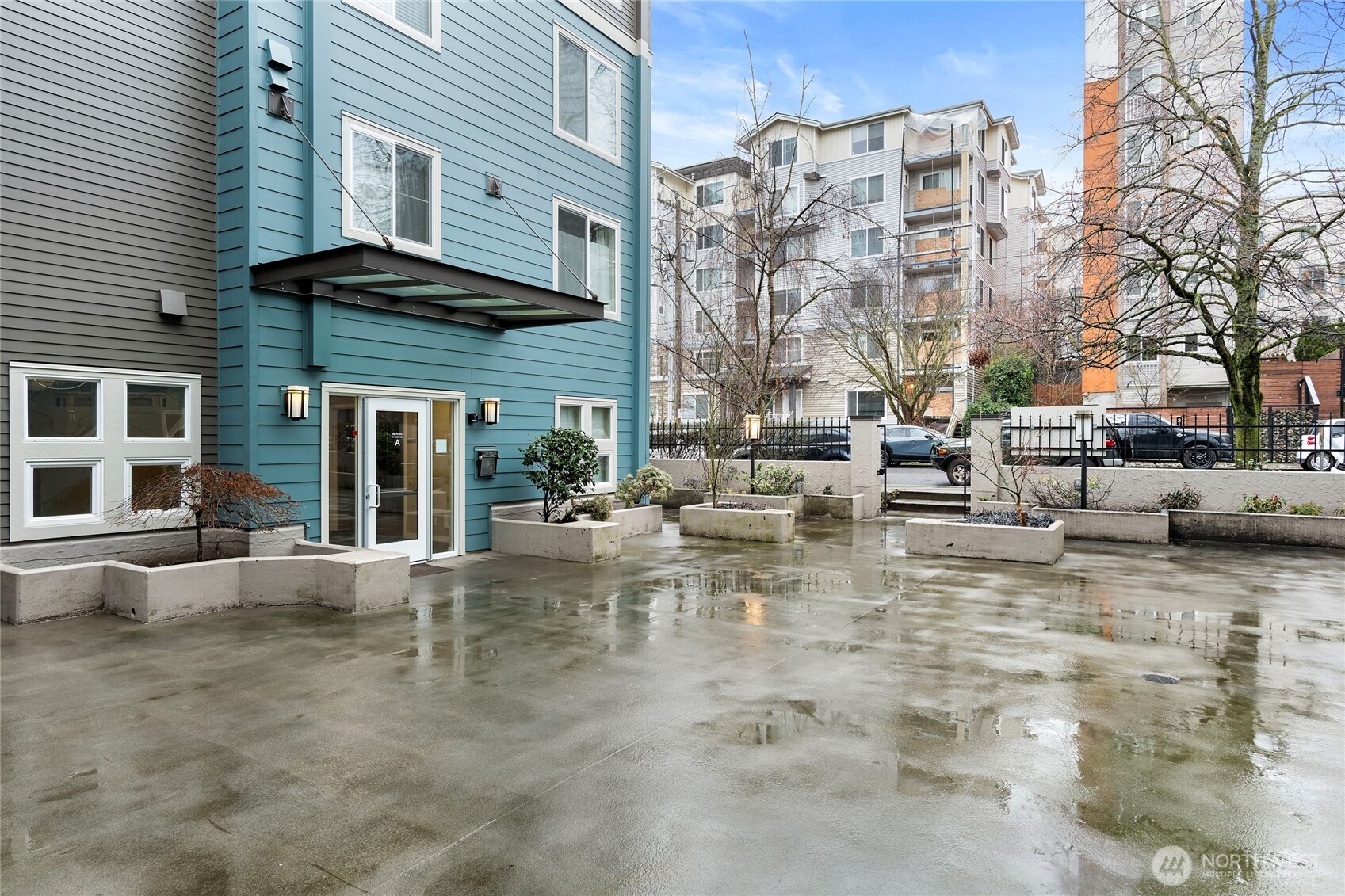 300 10th Avenue Unit: #B-105