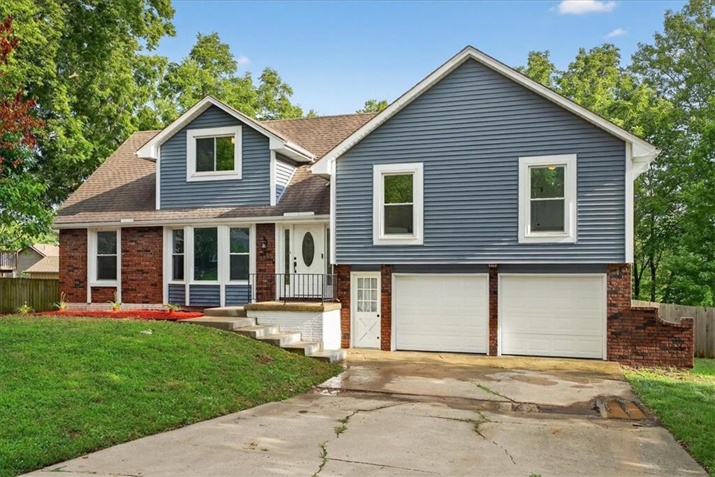 10001 NW 71st Terrace