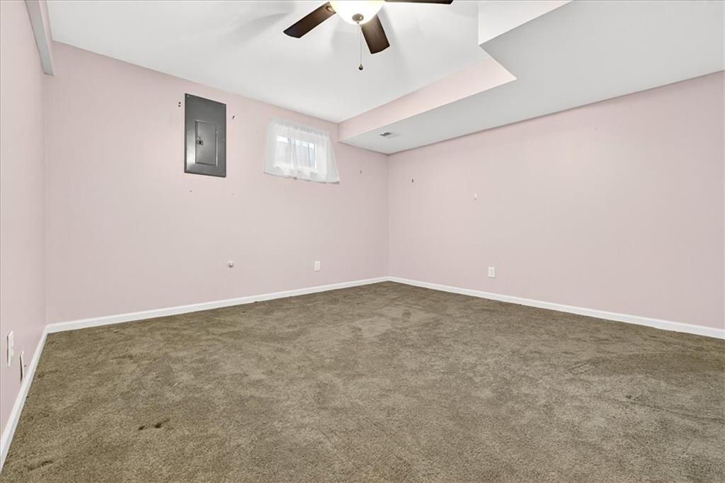 10001 NW 71st Terrace