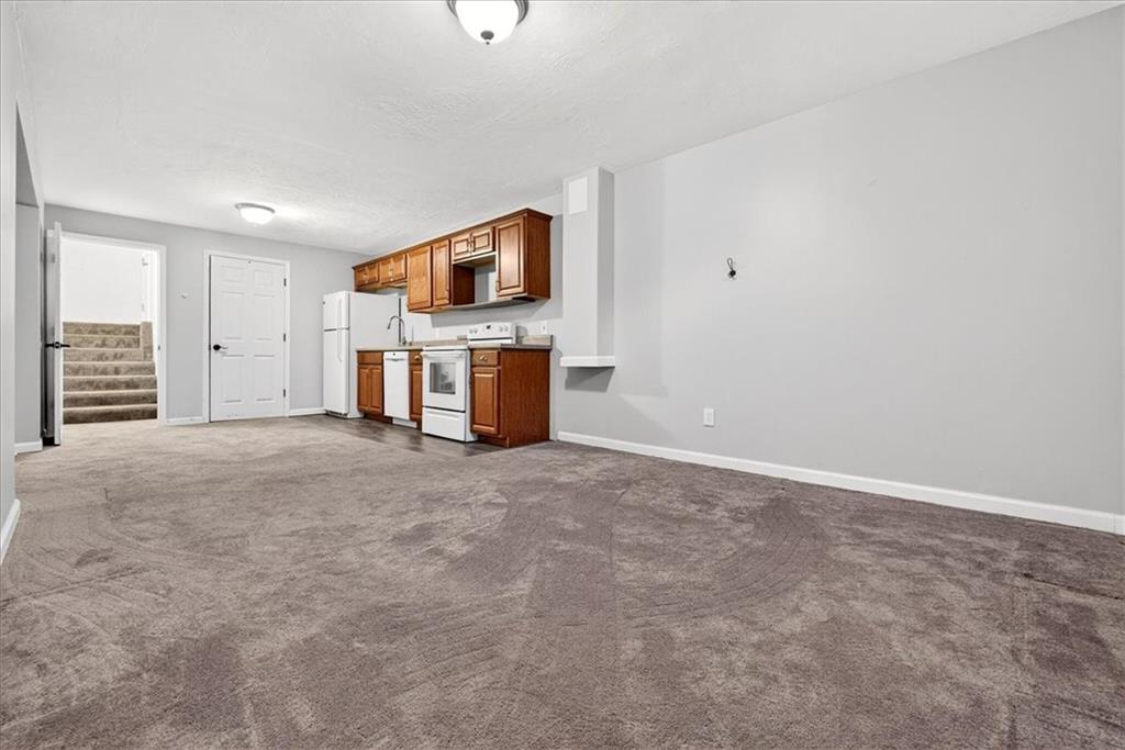 10001 NW 71st Terrace