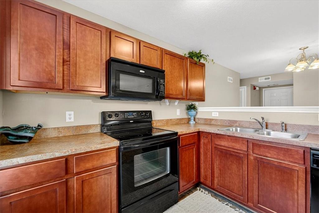 8000 N Drury Avenue Unit: 1A