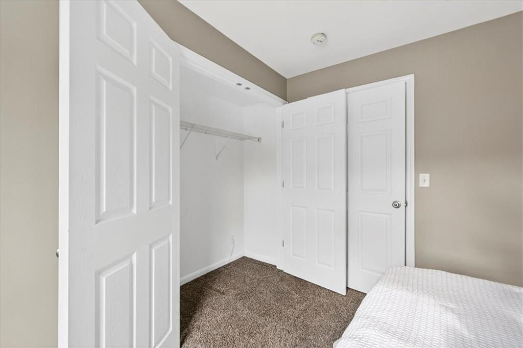 8000 N Drury Avenue Unit: 1A