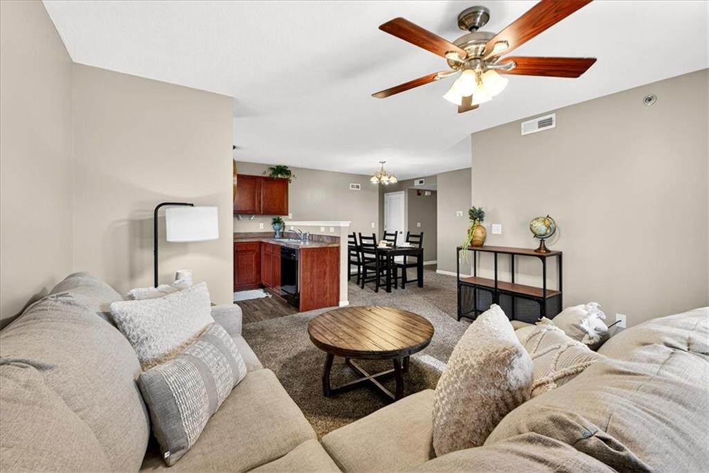 8000 N Drury Avenue Unit: 1A