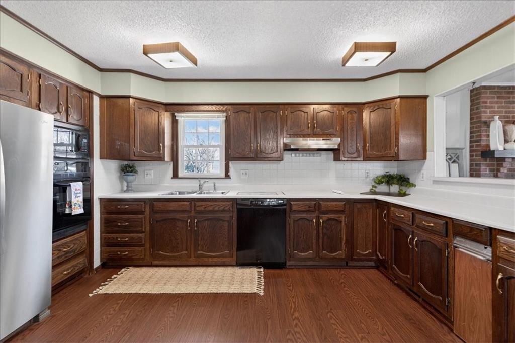 1715 N Dodgion Avenue