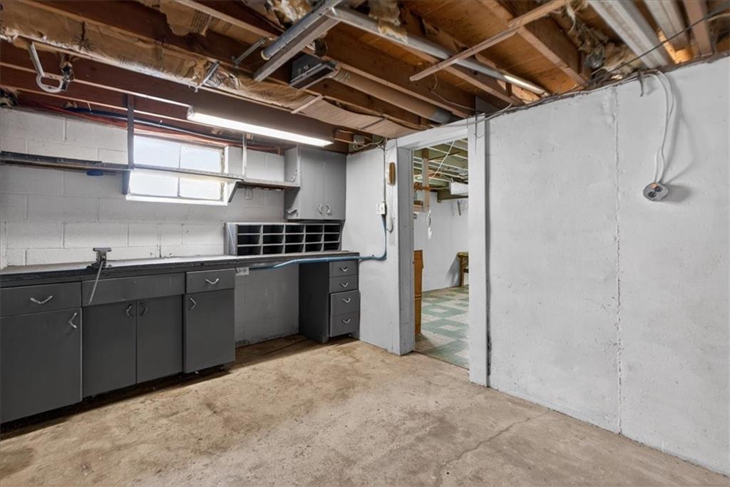 1715 N Dodgion Avenue