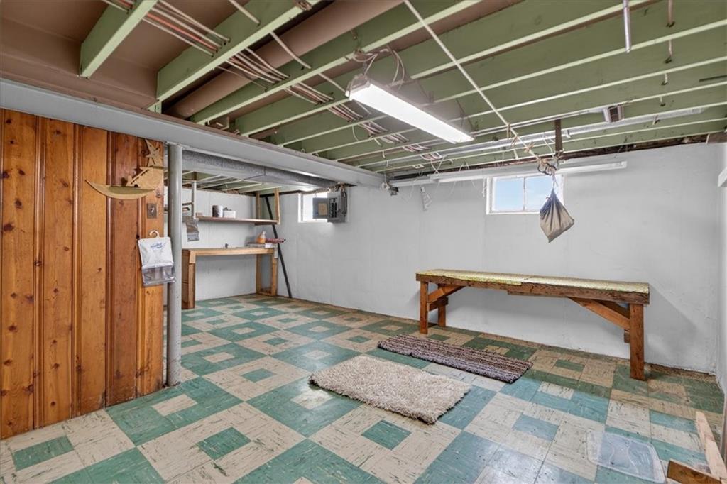 1715 N Dodgion Avenue