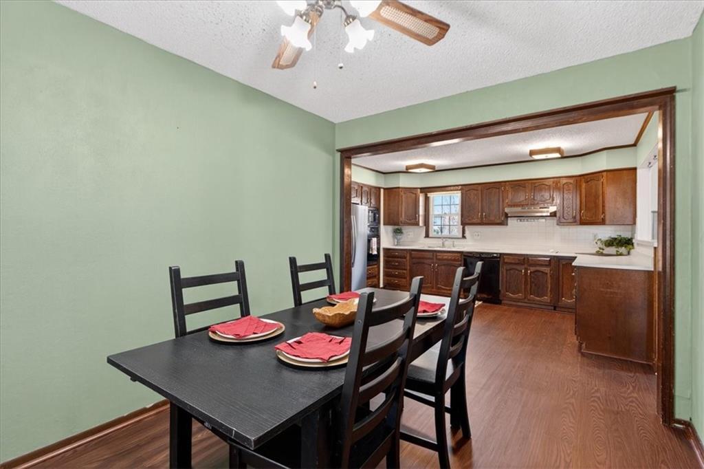 1715 N Dodgion Avenue