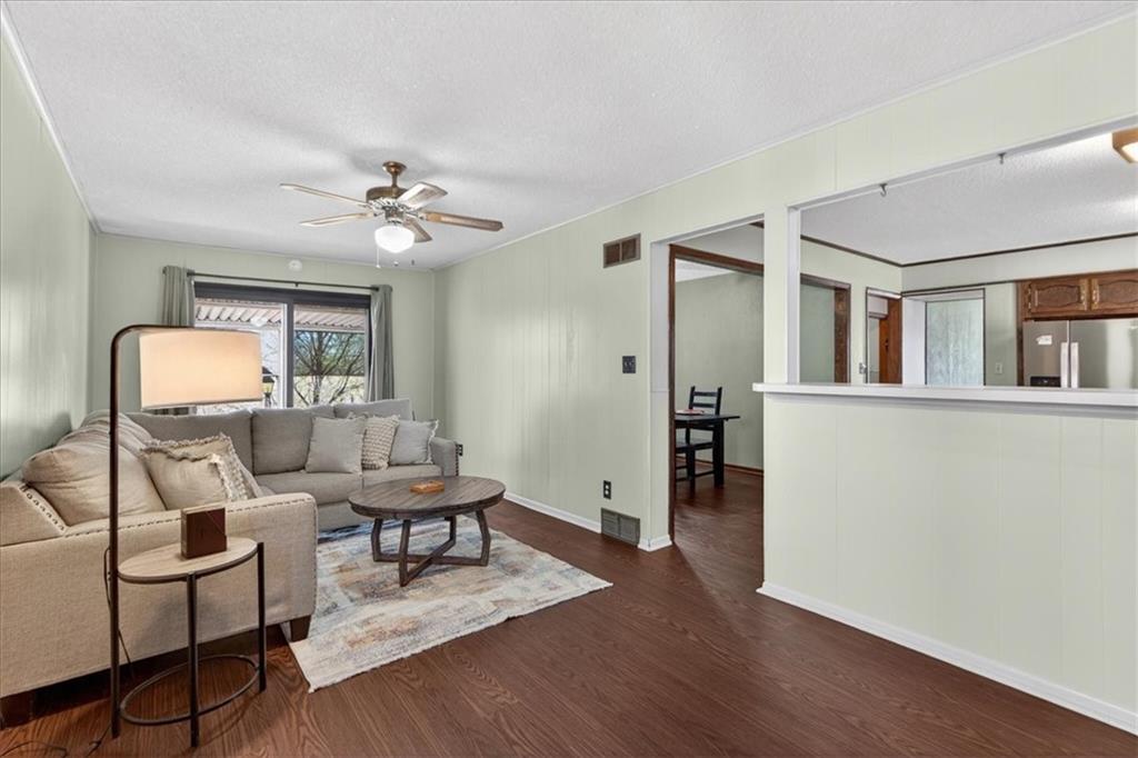 1715 N Dodgion Avenue