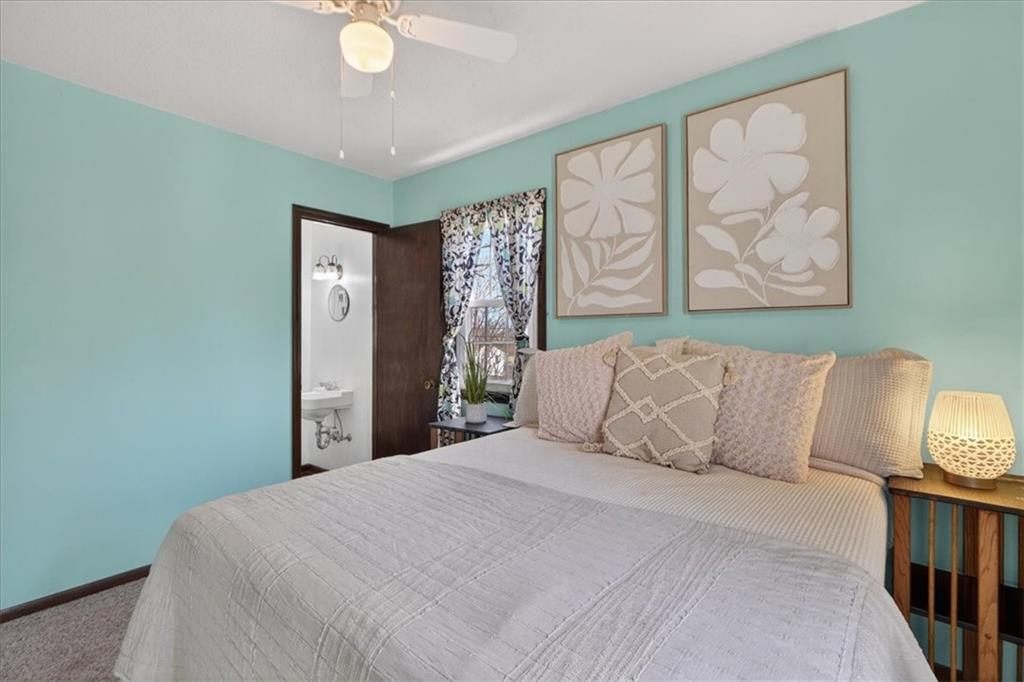 1715 N Dodgion Avenue