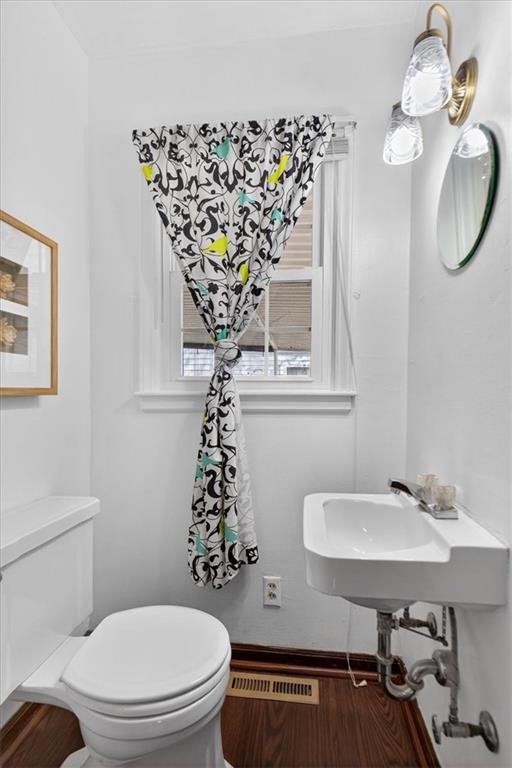 1715 N Dodgion Avenue