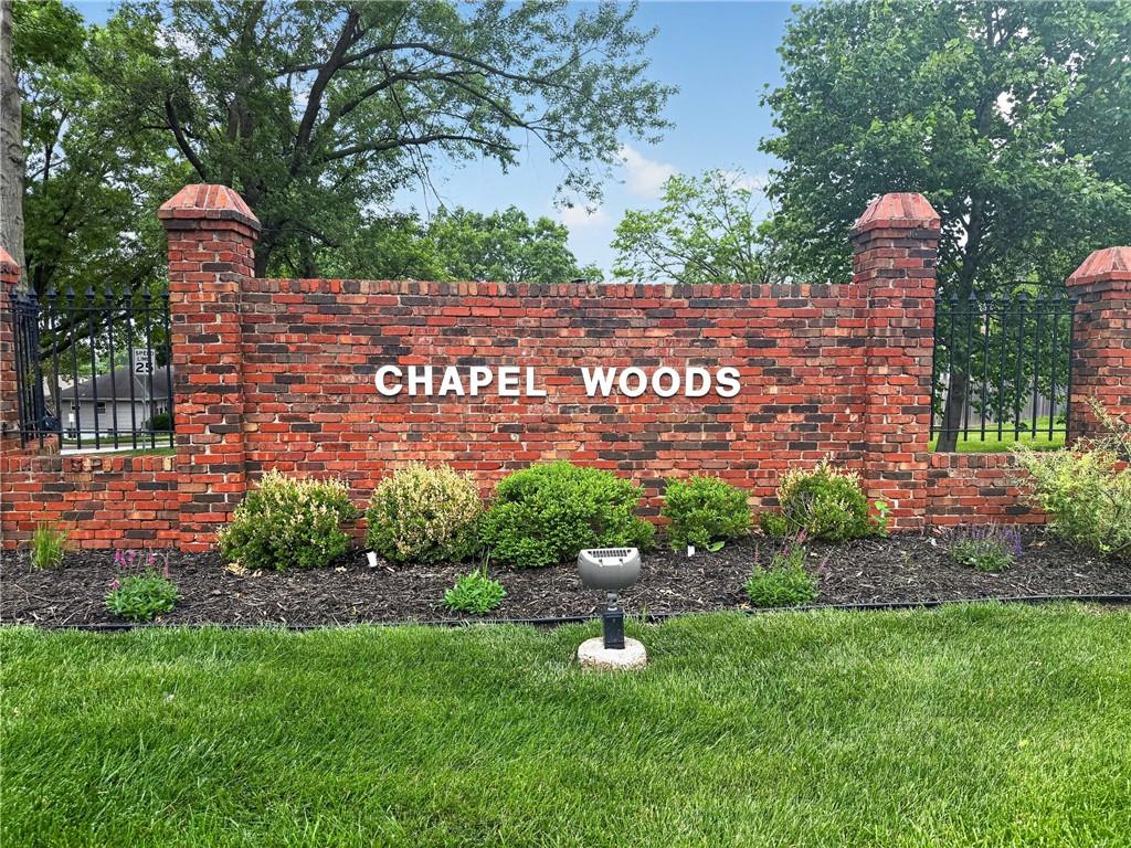 7189 NW Chapel Woods Lane