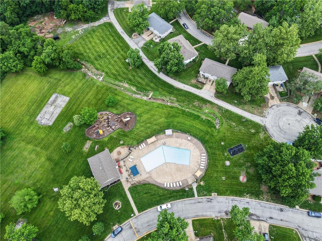 7189 NW Chapel Woods Lane