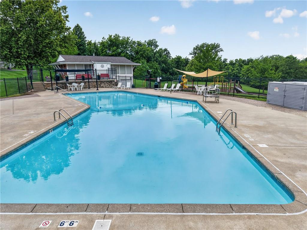 7189 NW Chapel Woods Lane