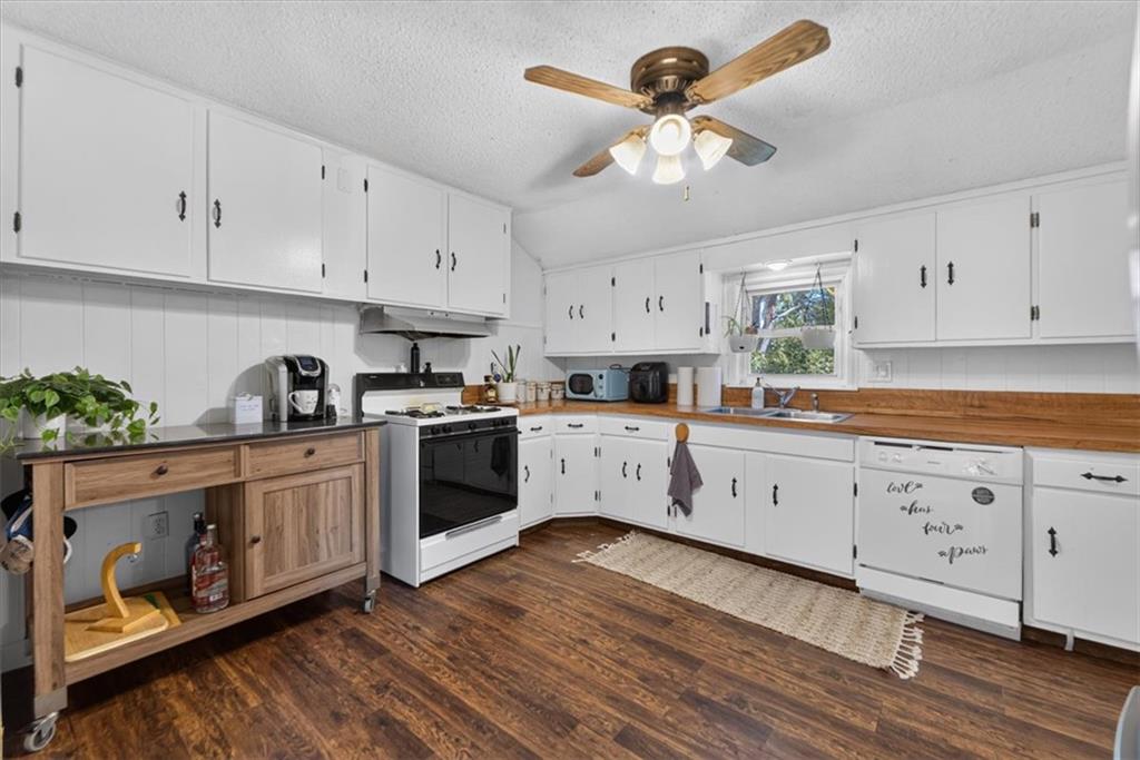 8204 E 79TH Street