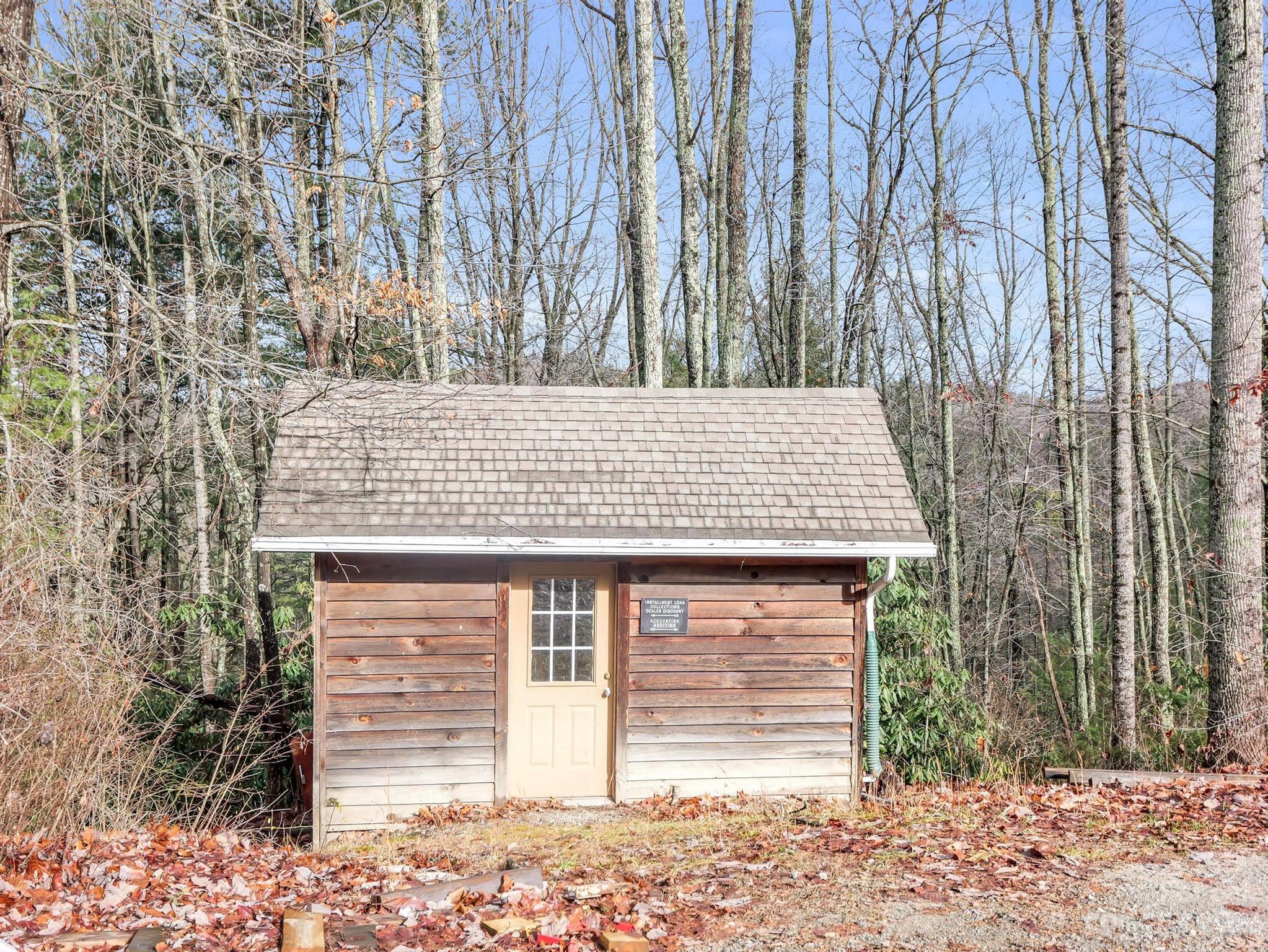 69 Hicks Mountain Road