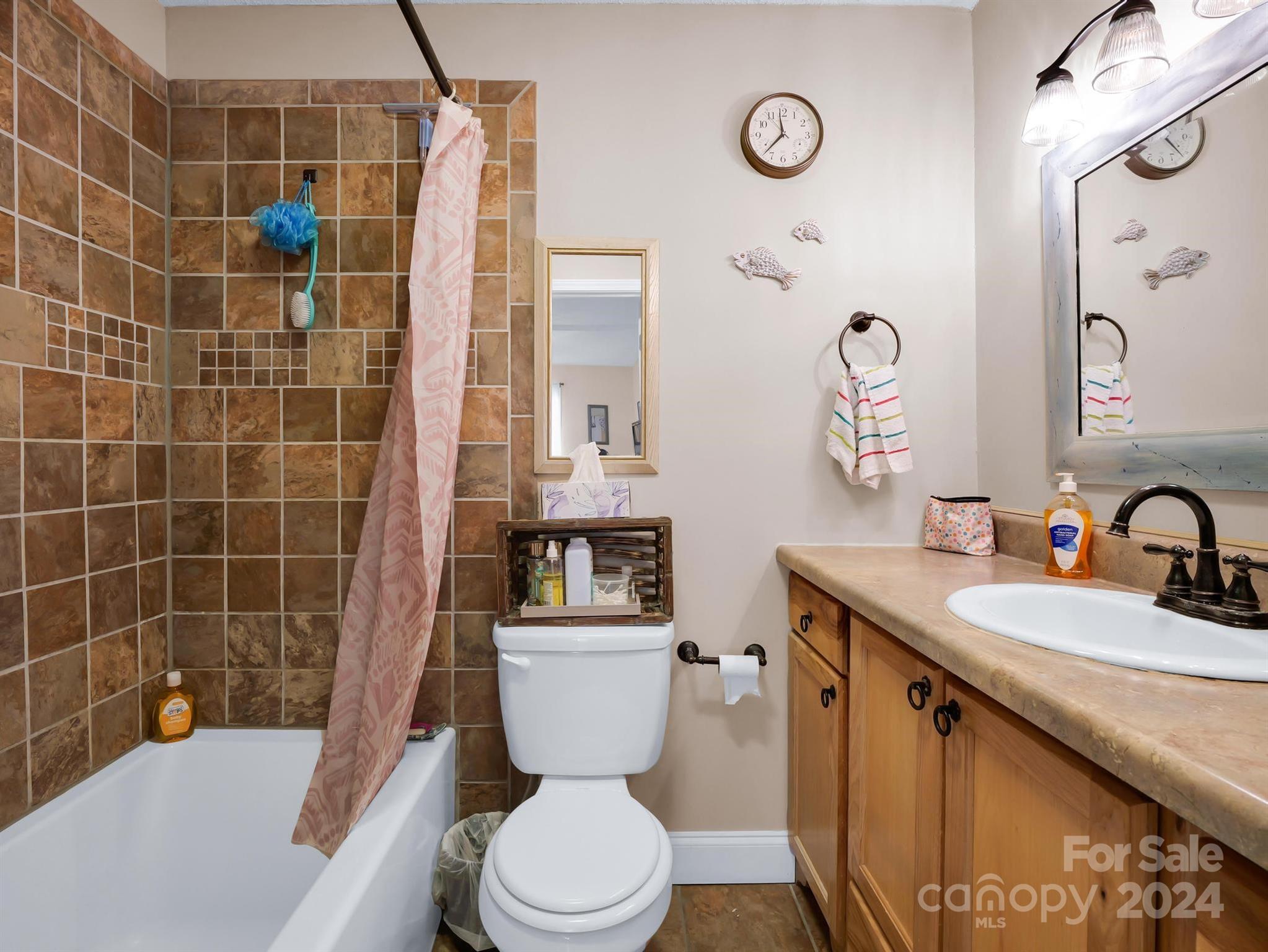 71 Shepard Square Unit: 303