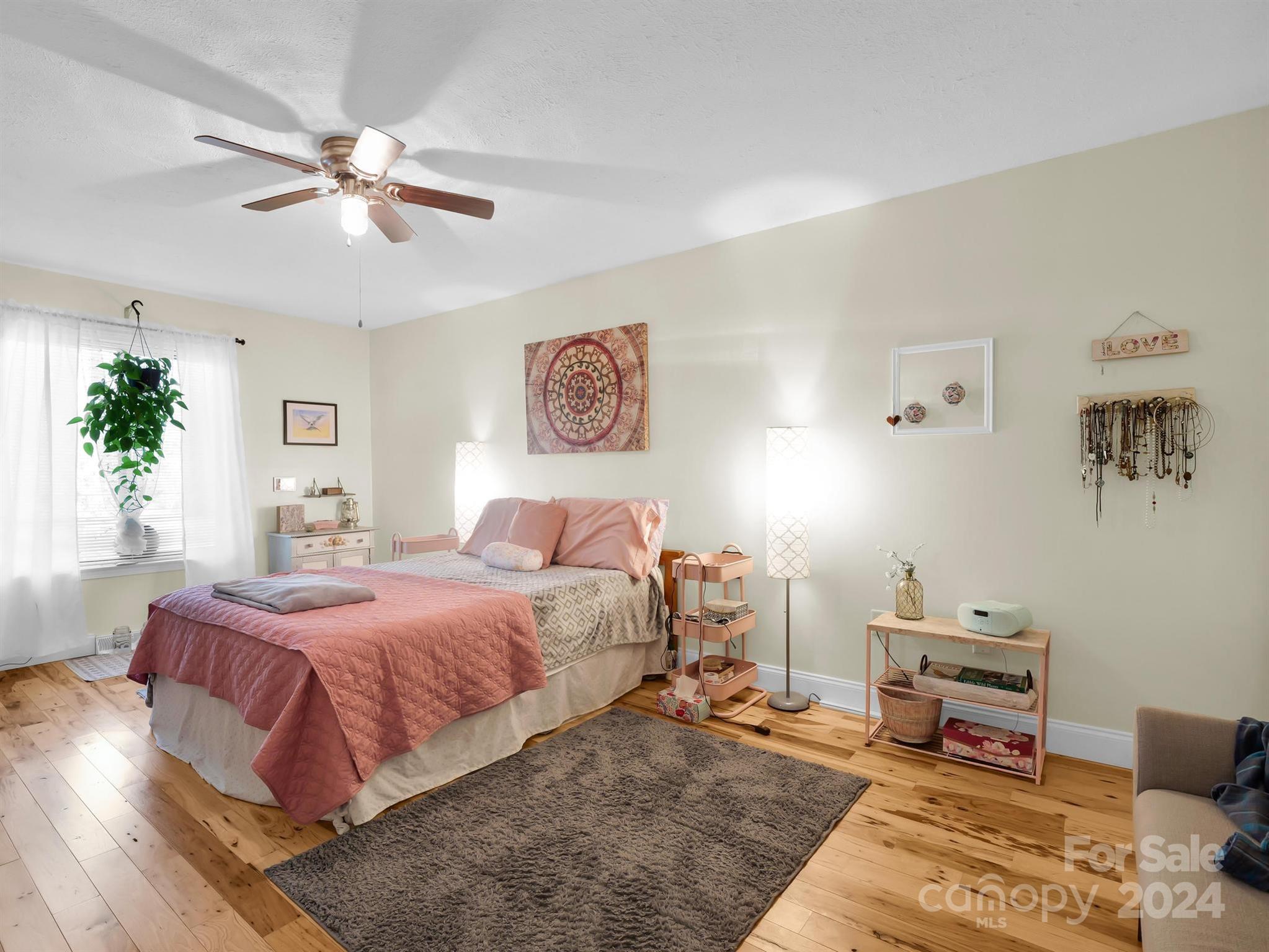 71 Shepard Square Unit: 303