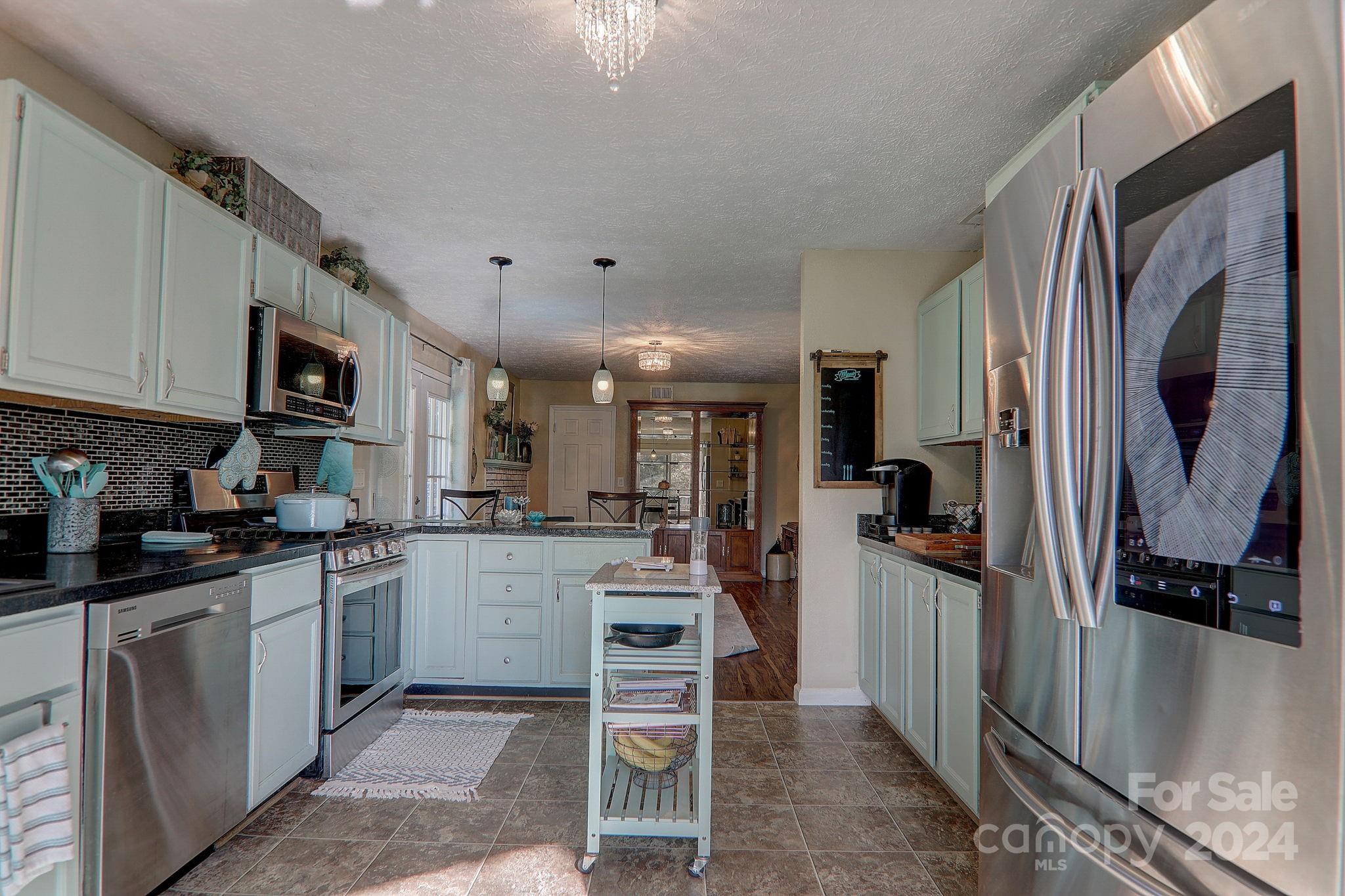 1194 Glenheath Drive