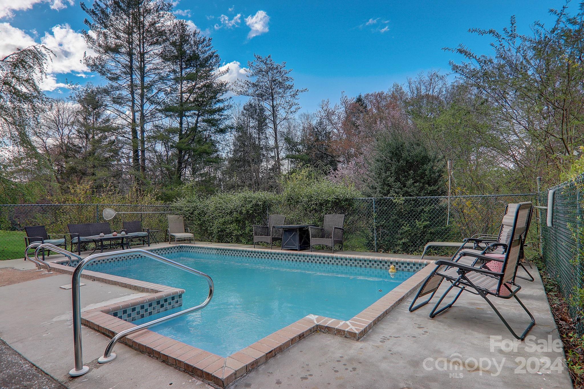 1194 Glenheath Drive