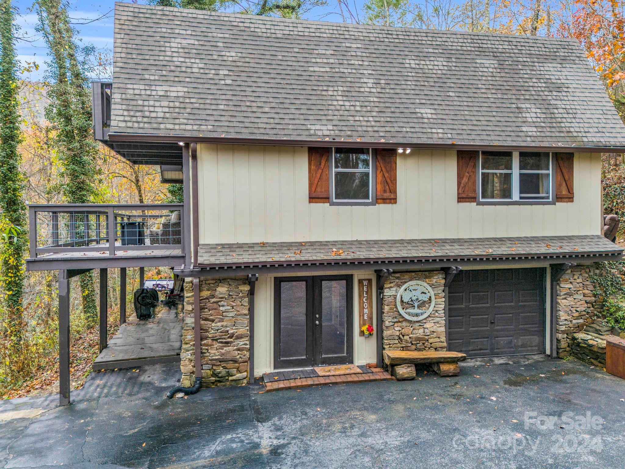 93 Foster Hill Drive