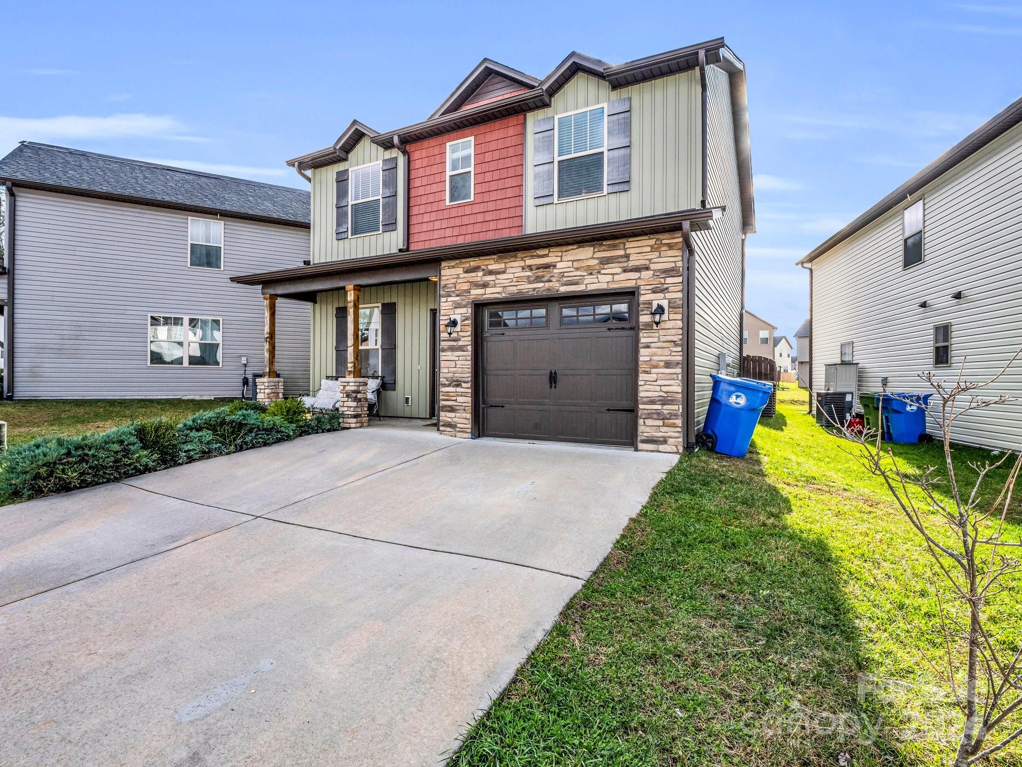 94 Cardwell Lane