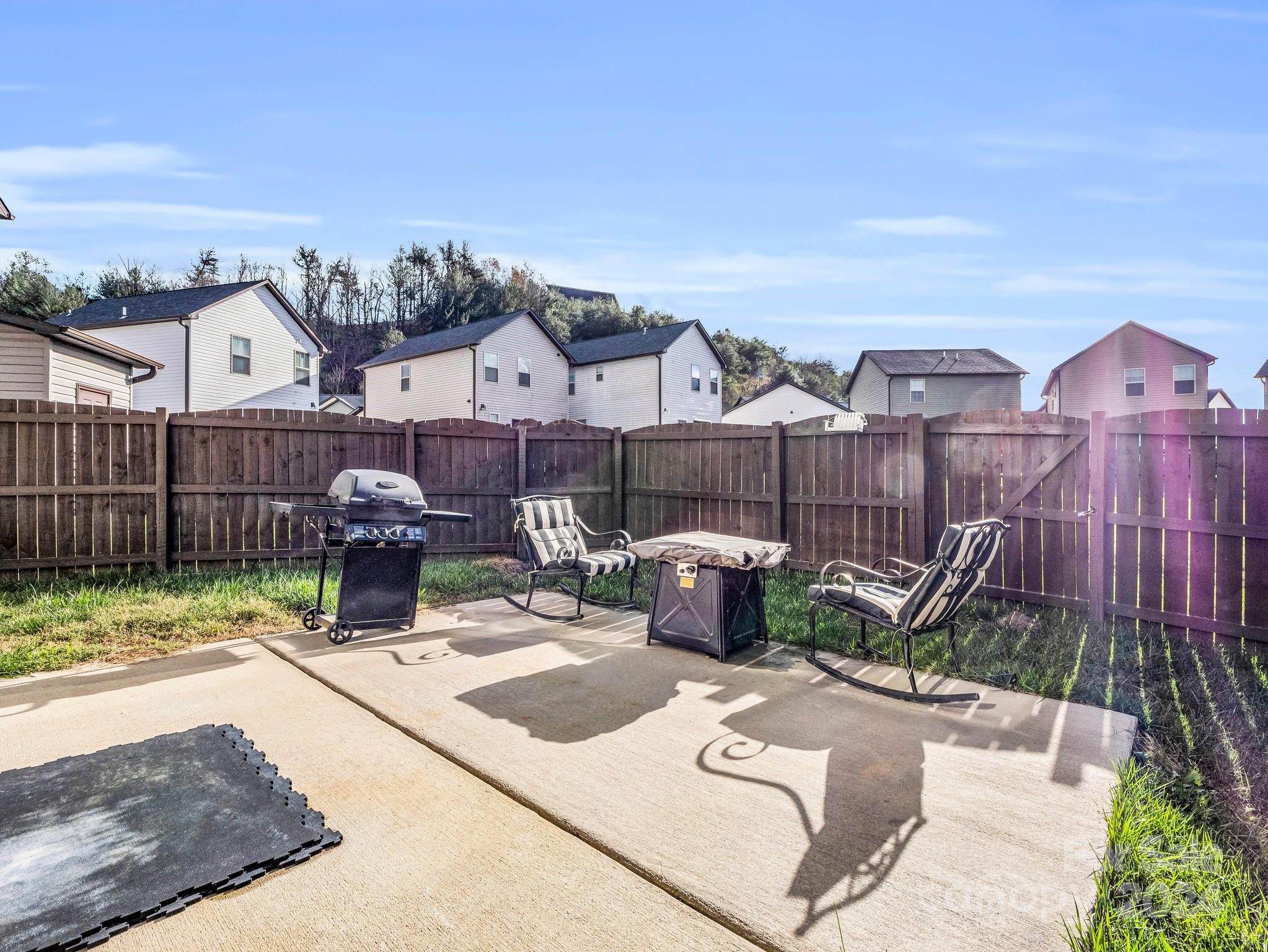 94 Cardwell Lane