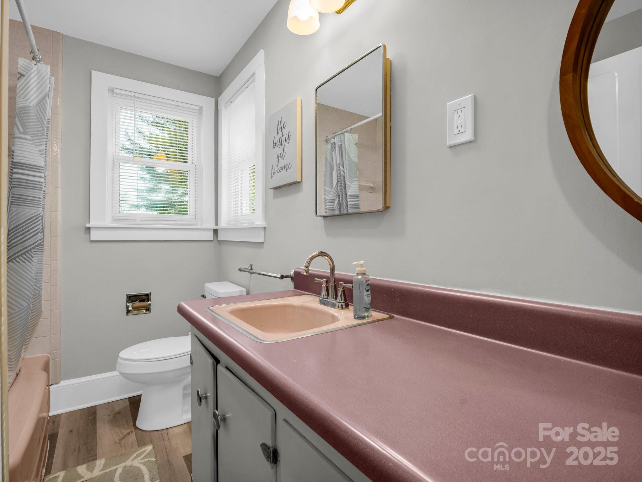 43 Montview Circle