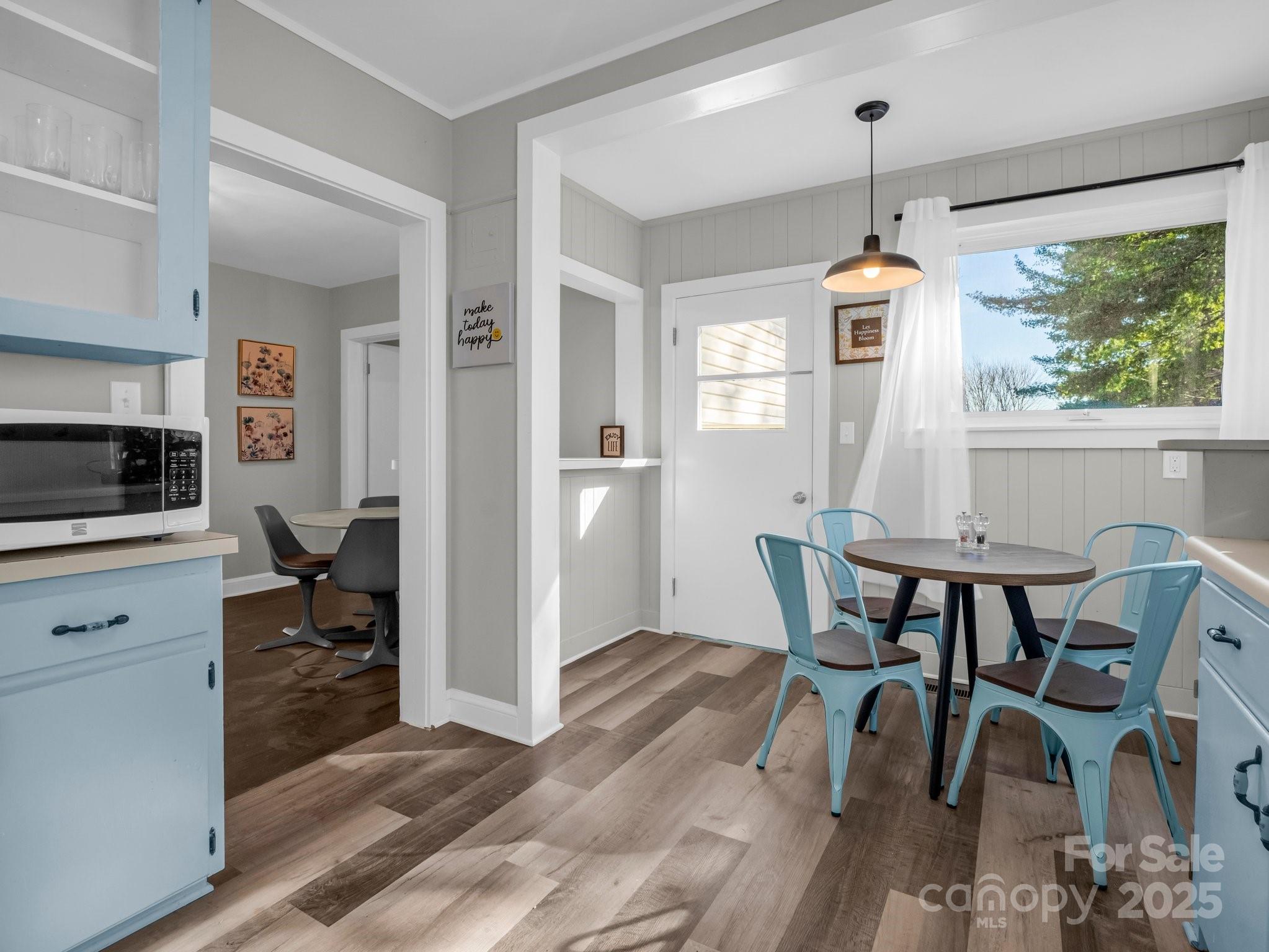 43 Montview Circle