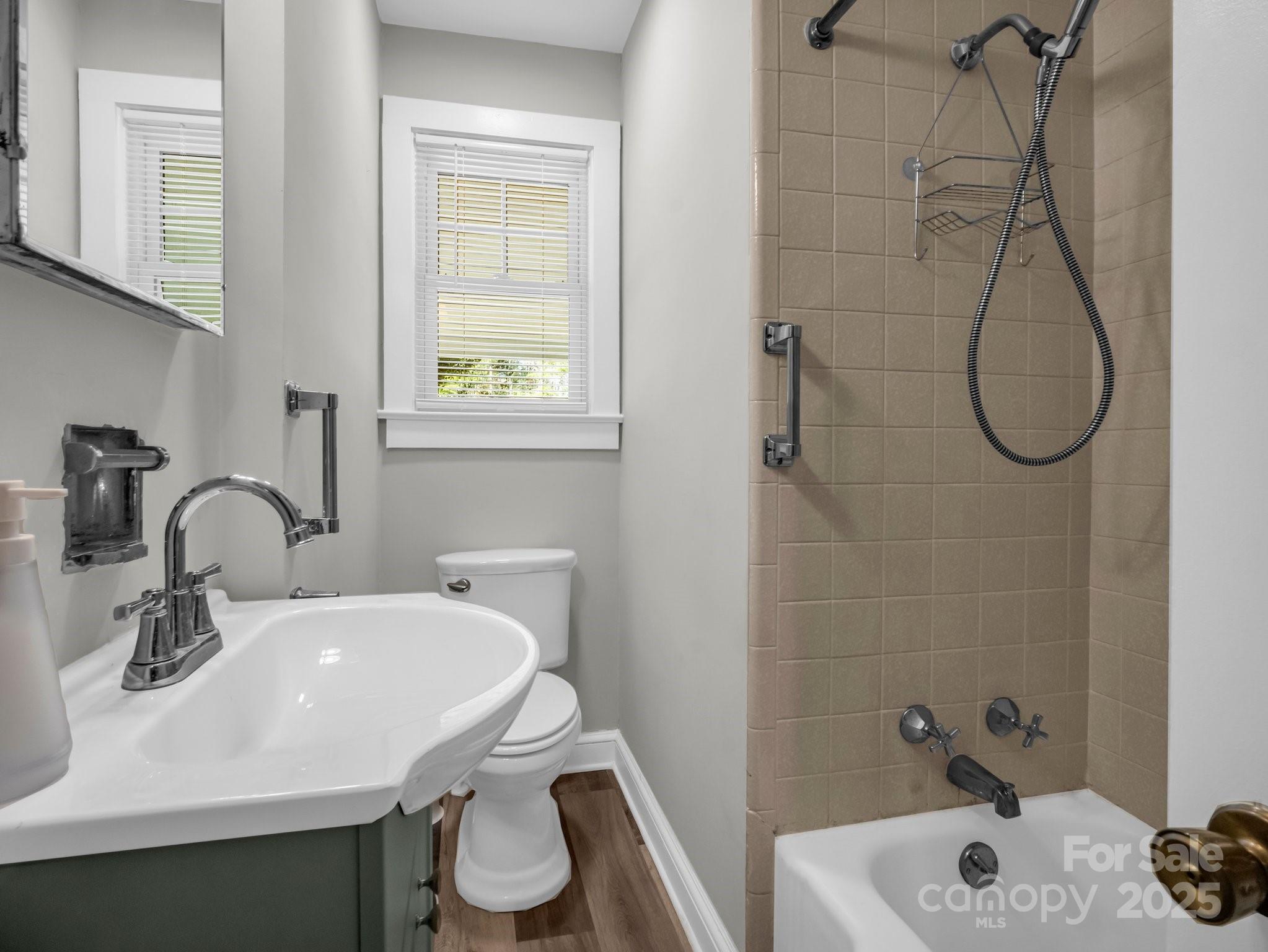 43 Montview Circle
