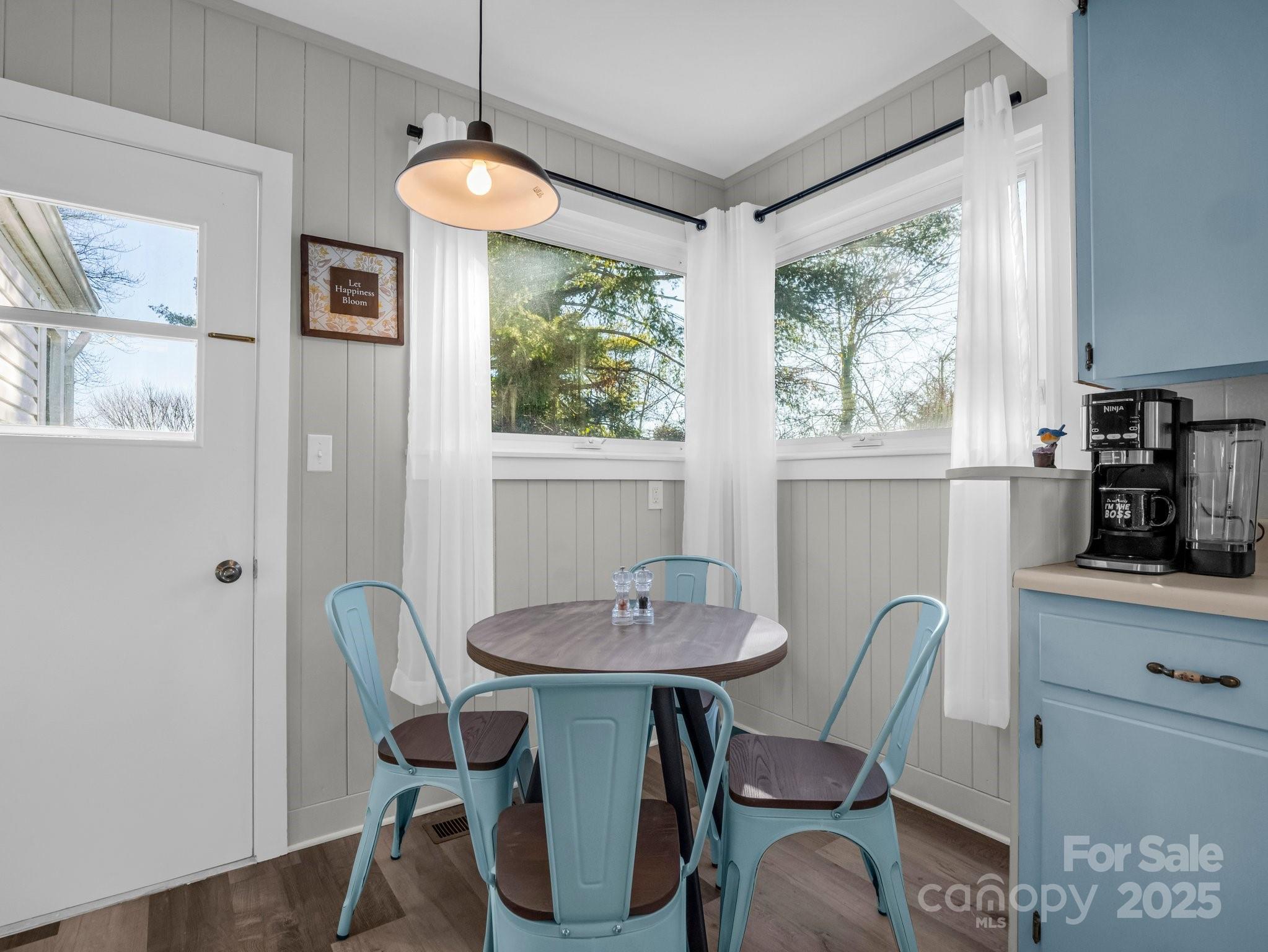 43 Montview Circle