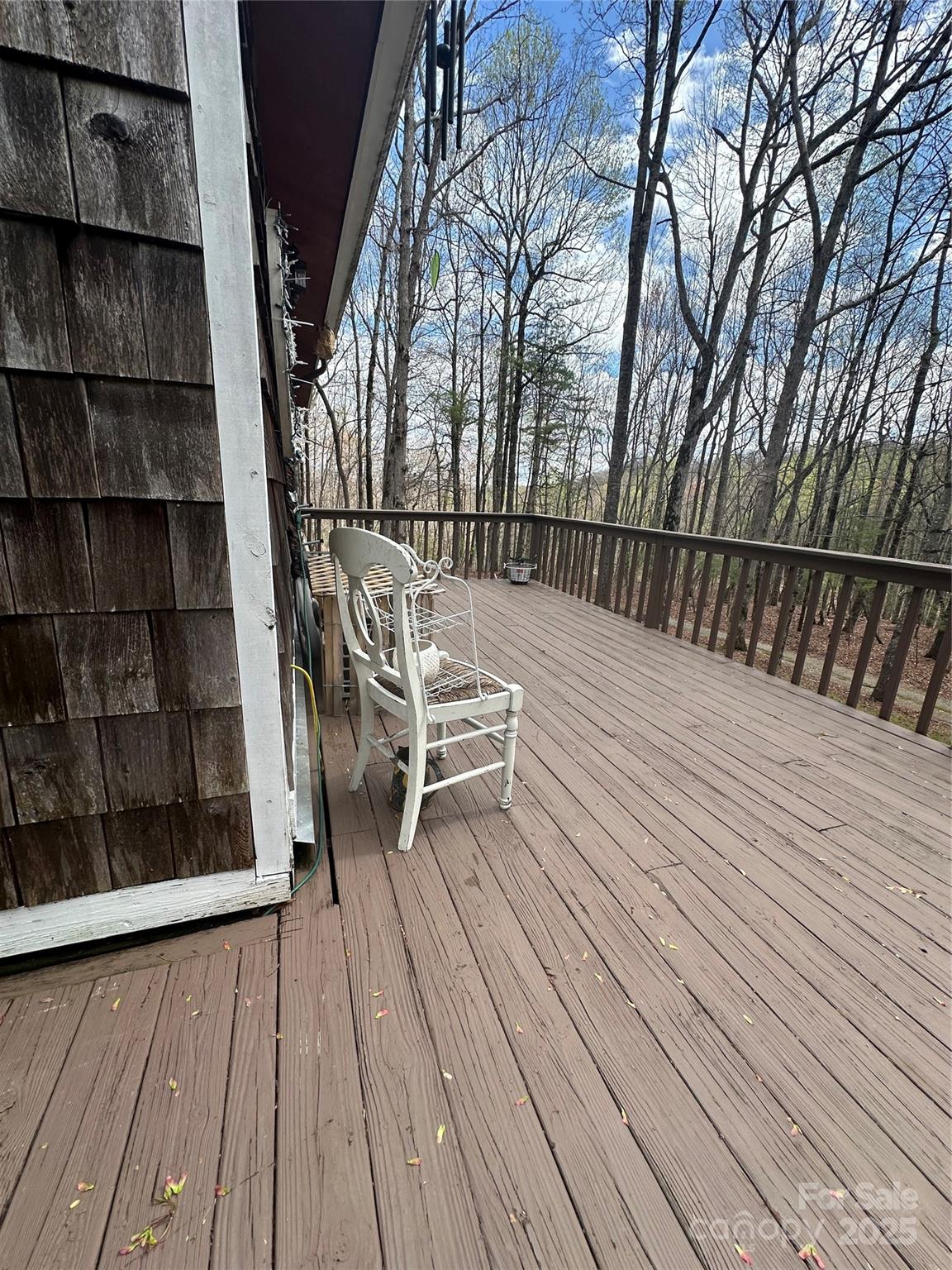 77 Pine Road