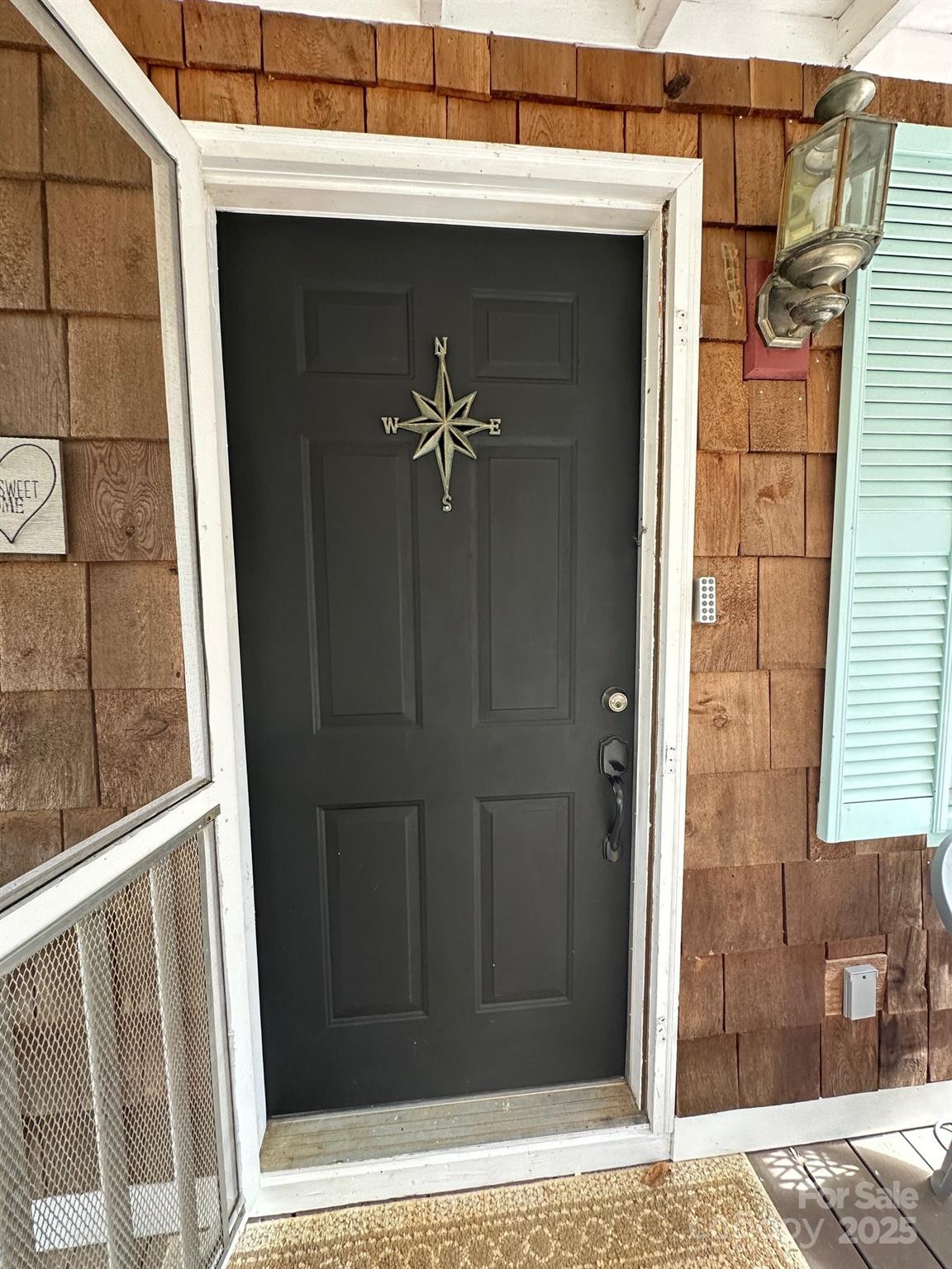 77 Pine Road