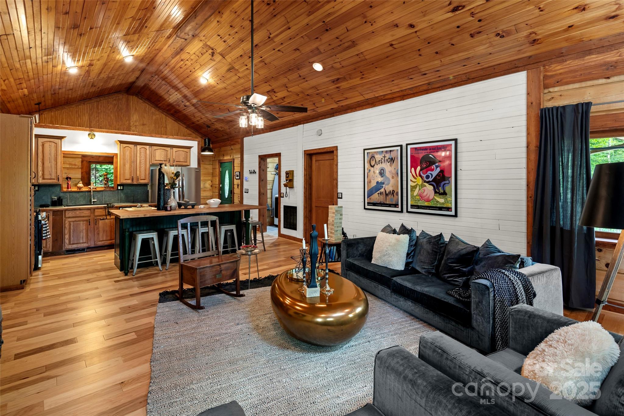 619 Leisure Lane