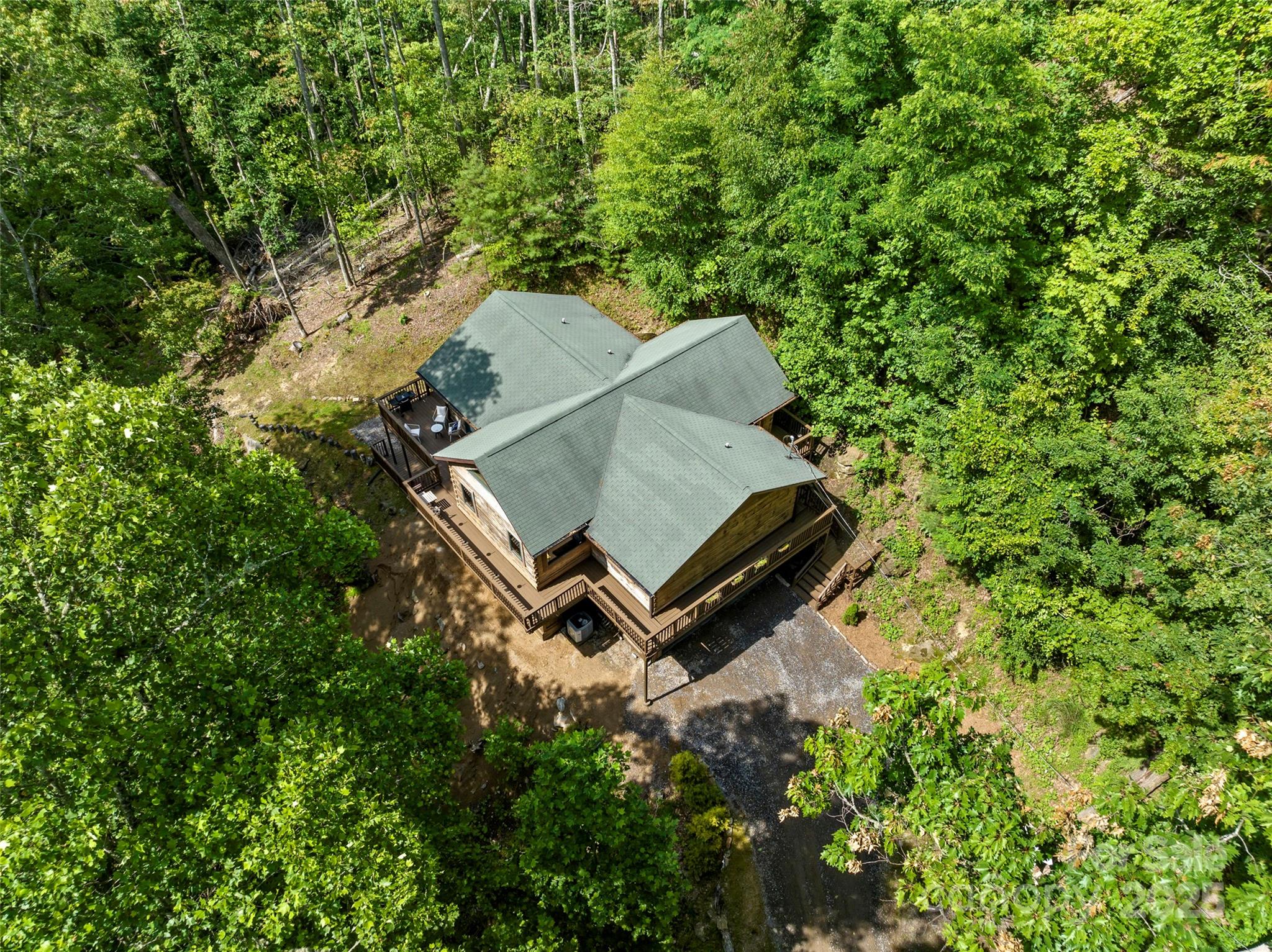 619 Leisure Lane