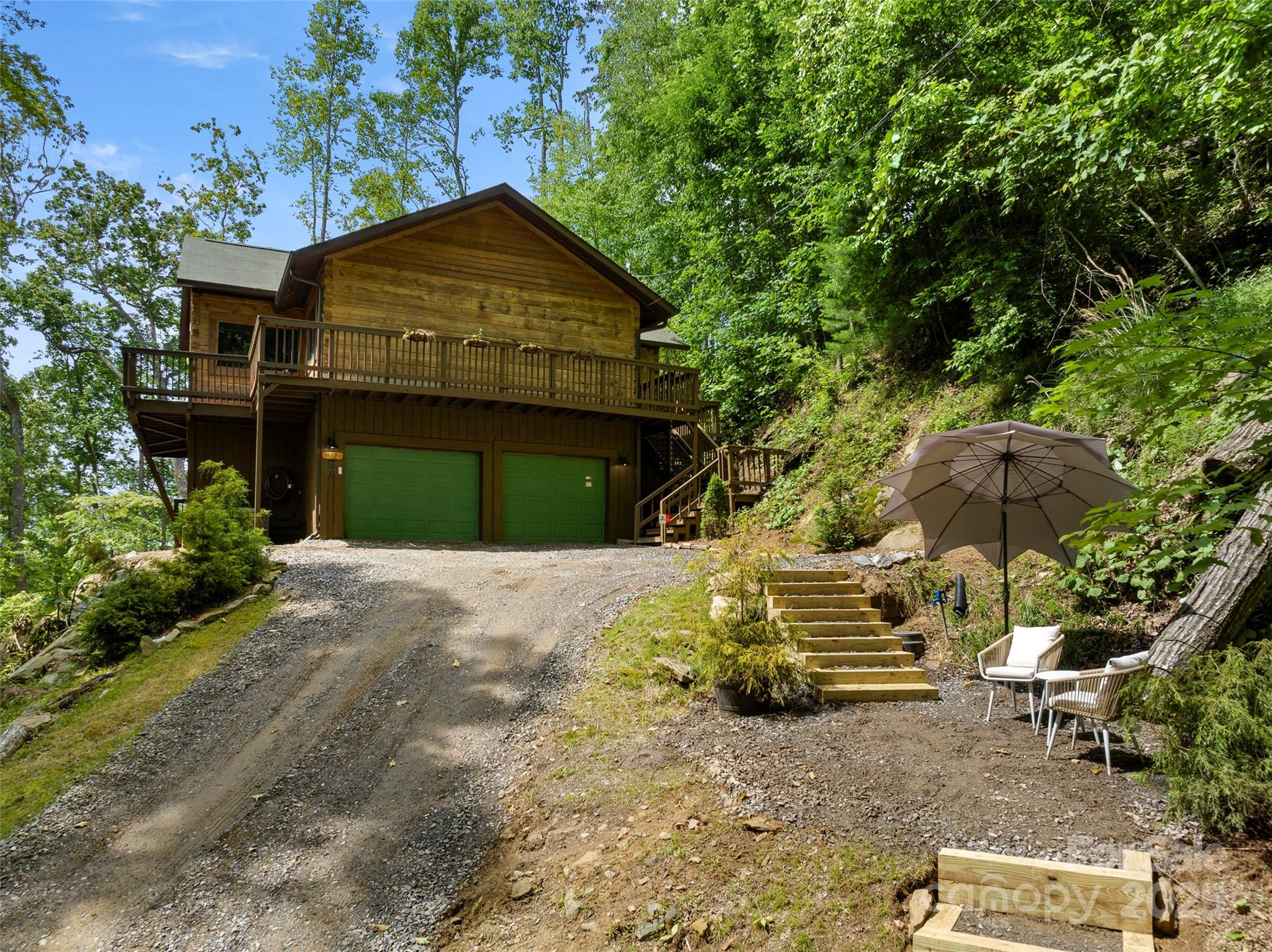 619 Leisure Lane