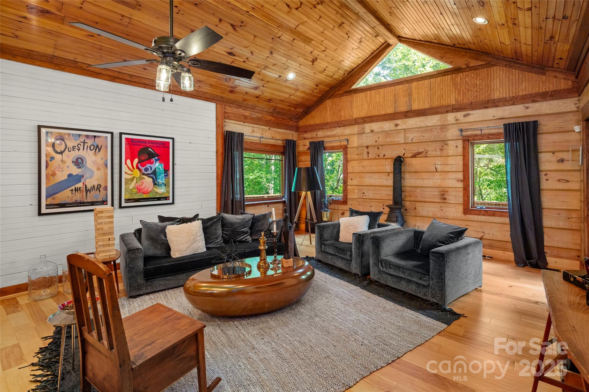 619 Leisure Lane