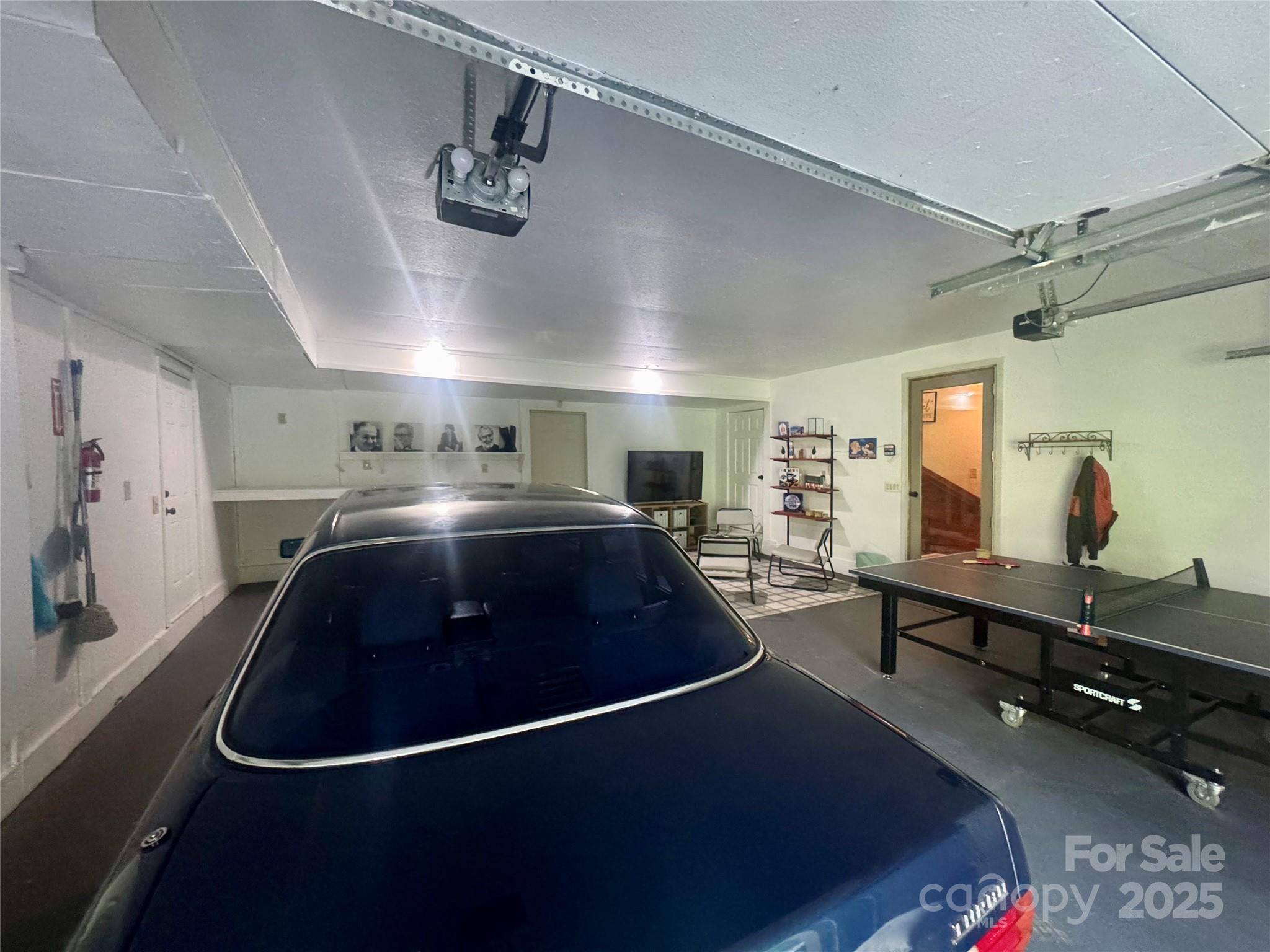 619 Leisure Lane