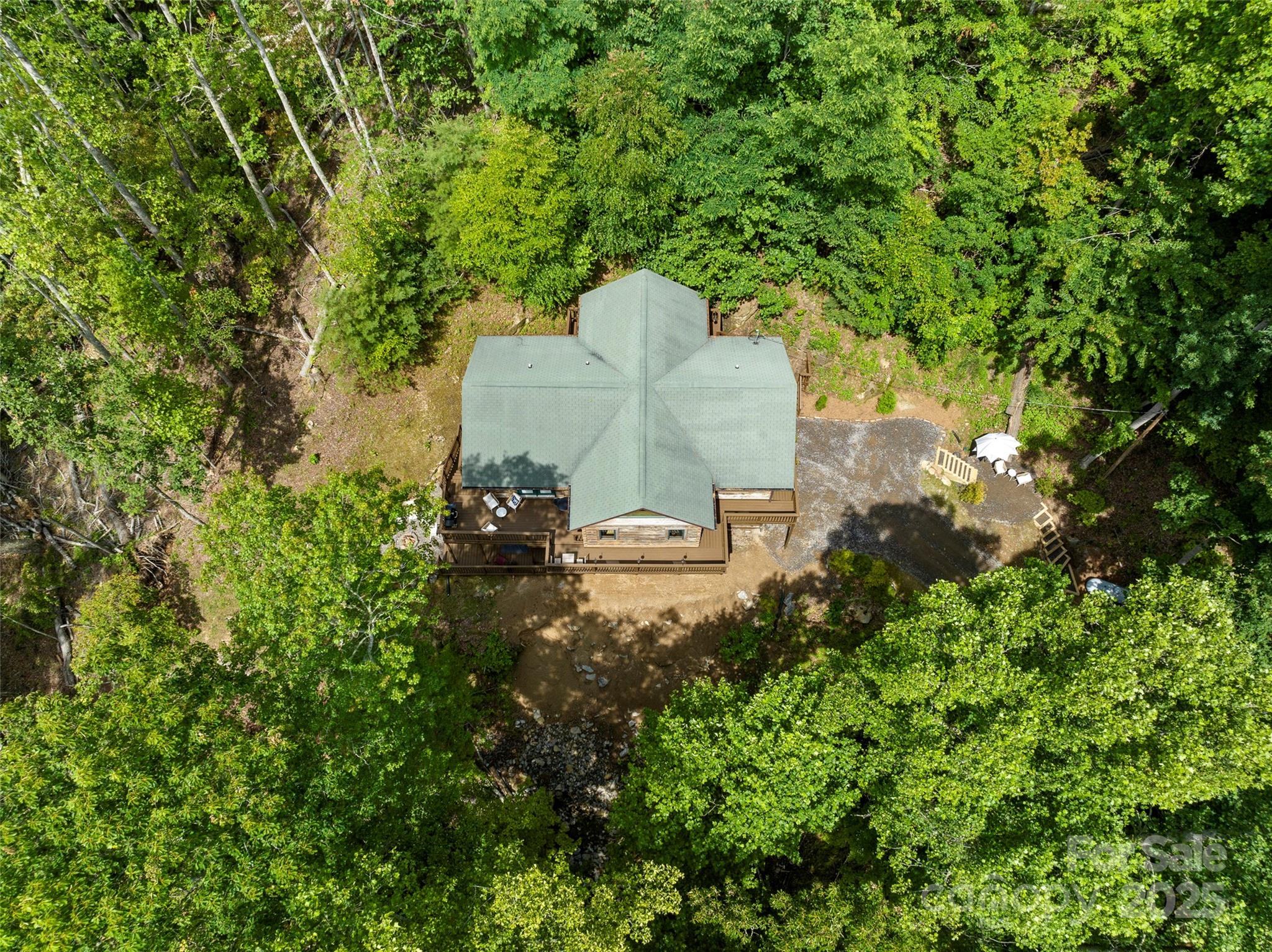 619 Leisure Lane