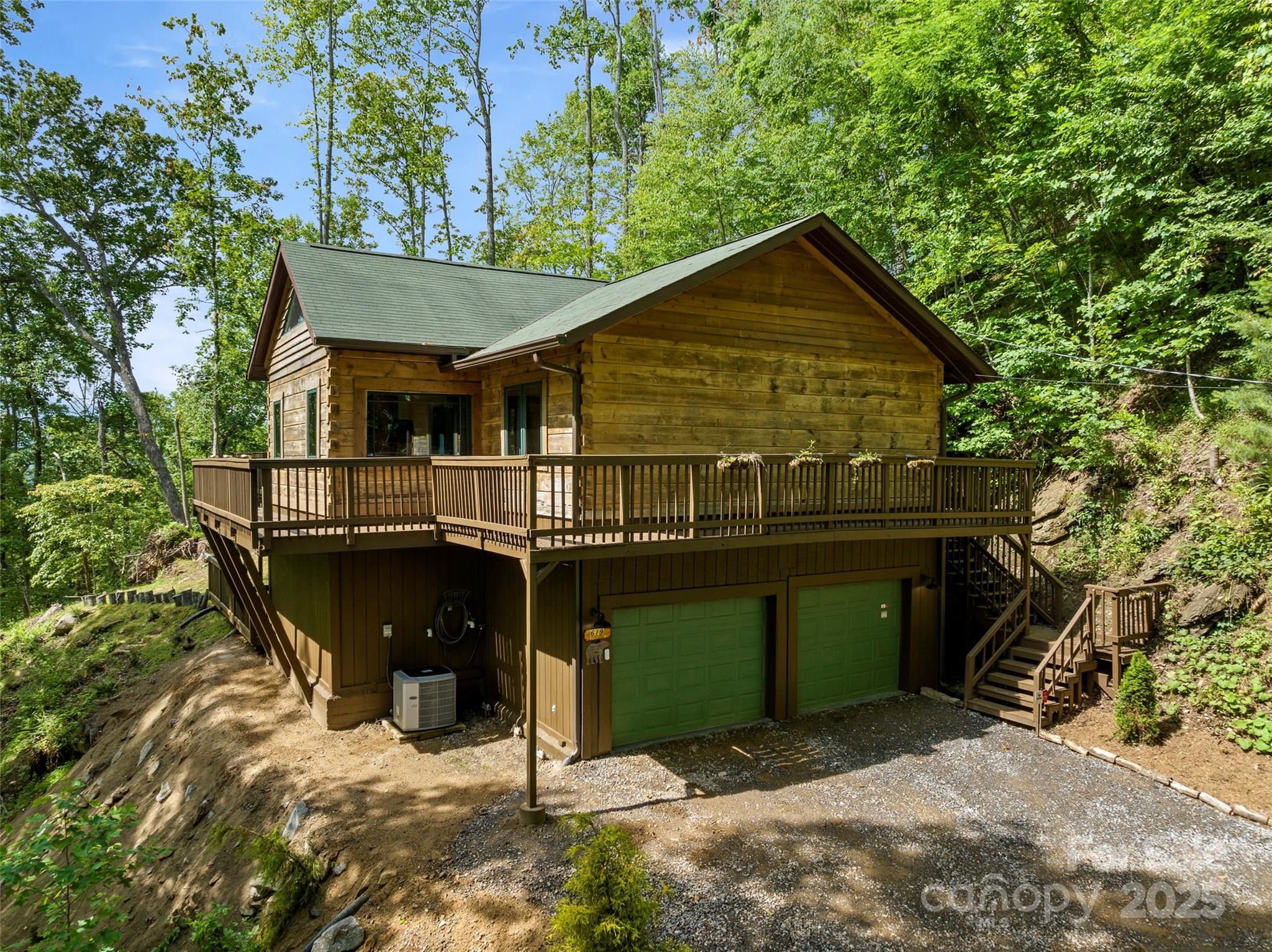 619 Leisure Lane