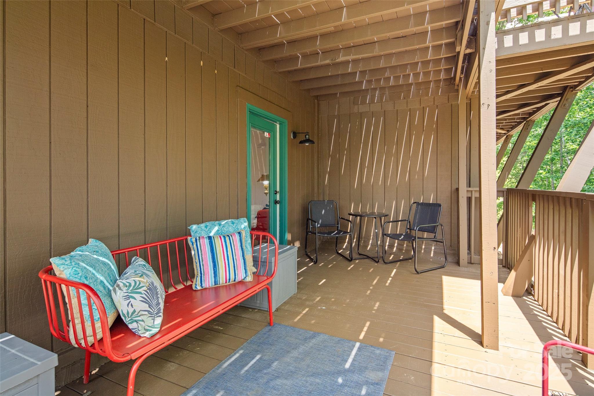 619 Leisure Lane