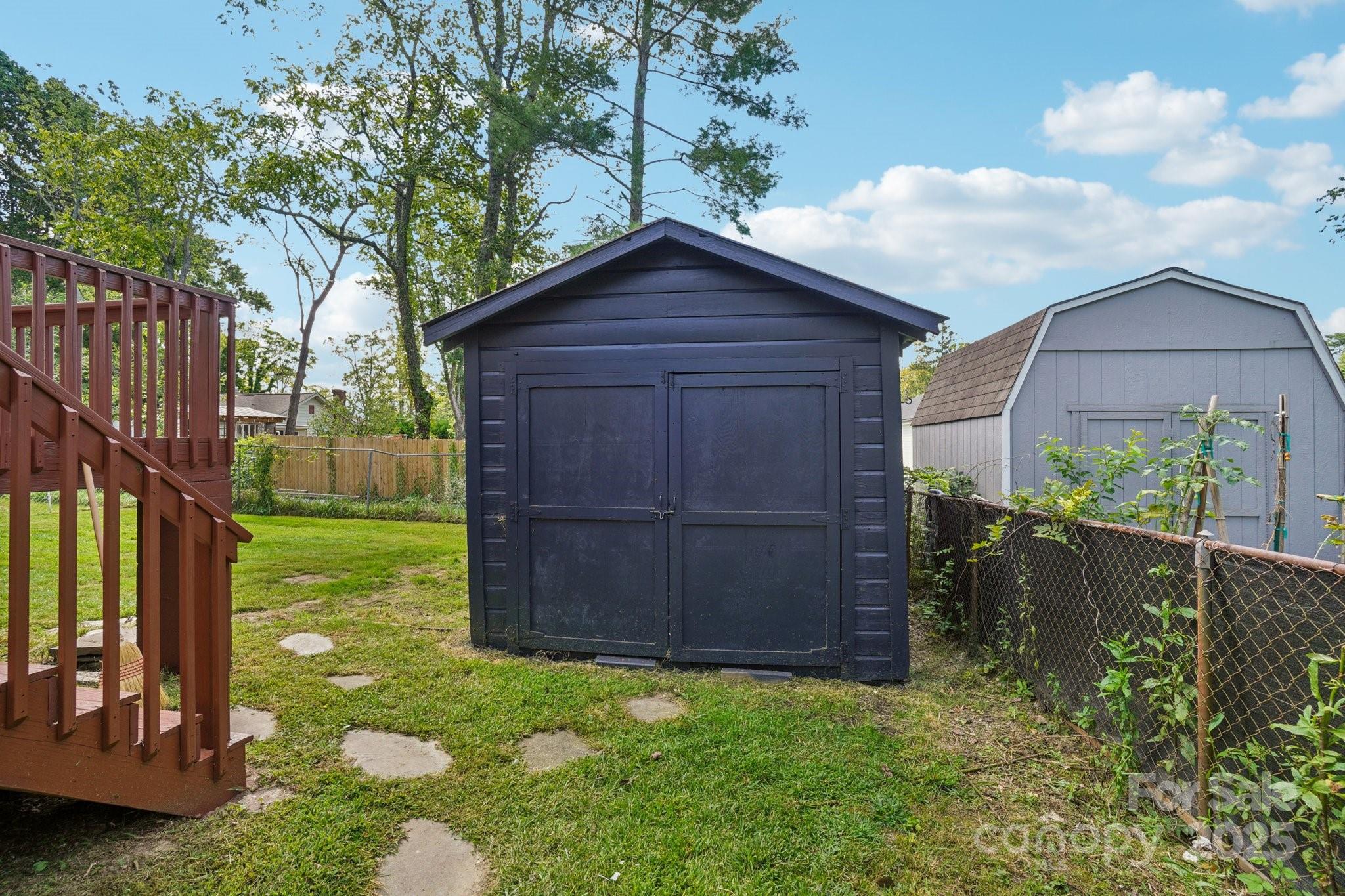 616 Ray Avenue