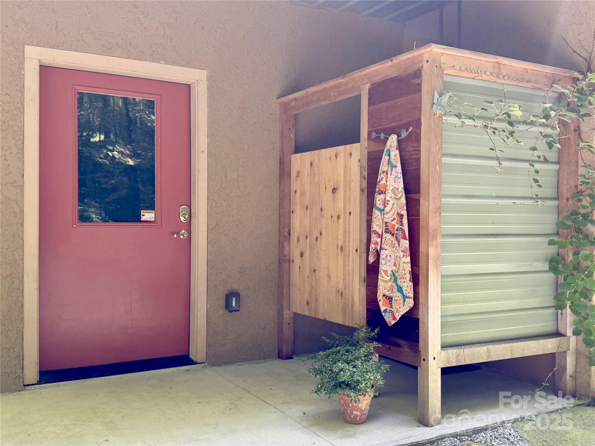 457 Hearthstone Way