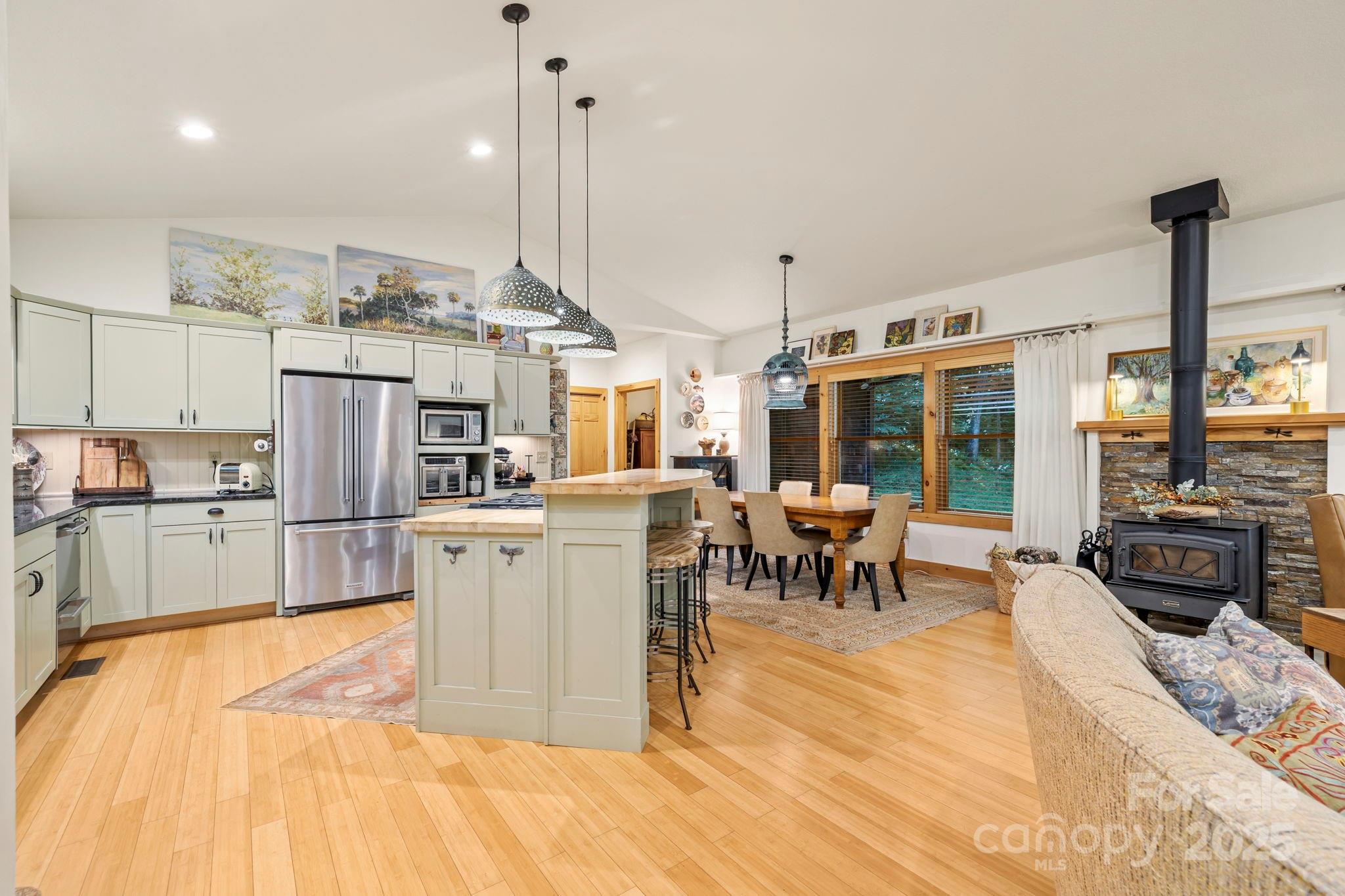 457 Hearthstone Way