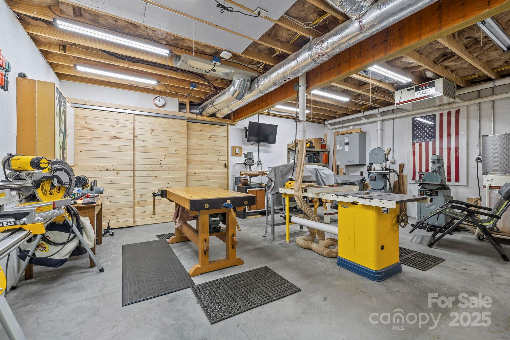 457 Hearthstone Way