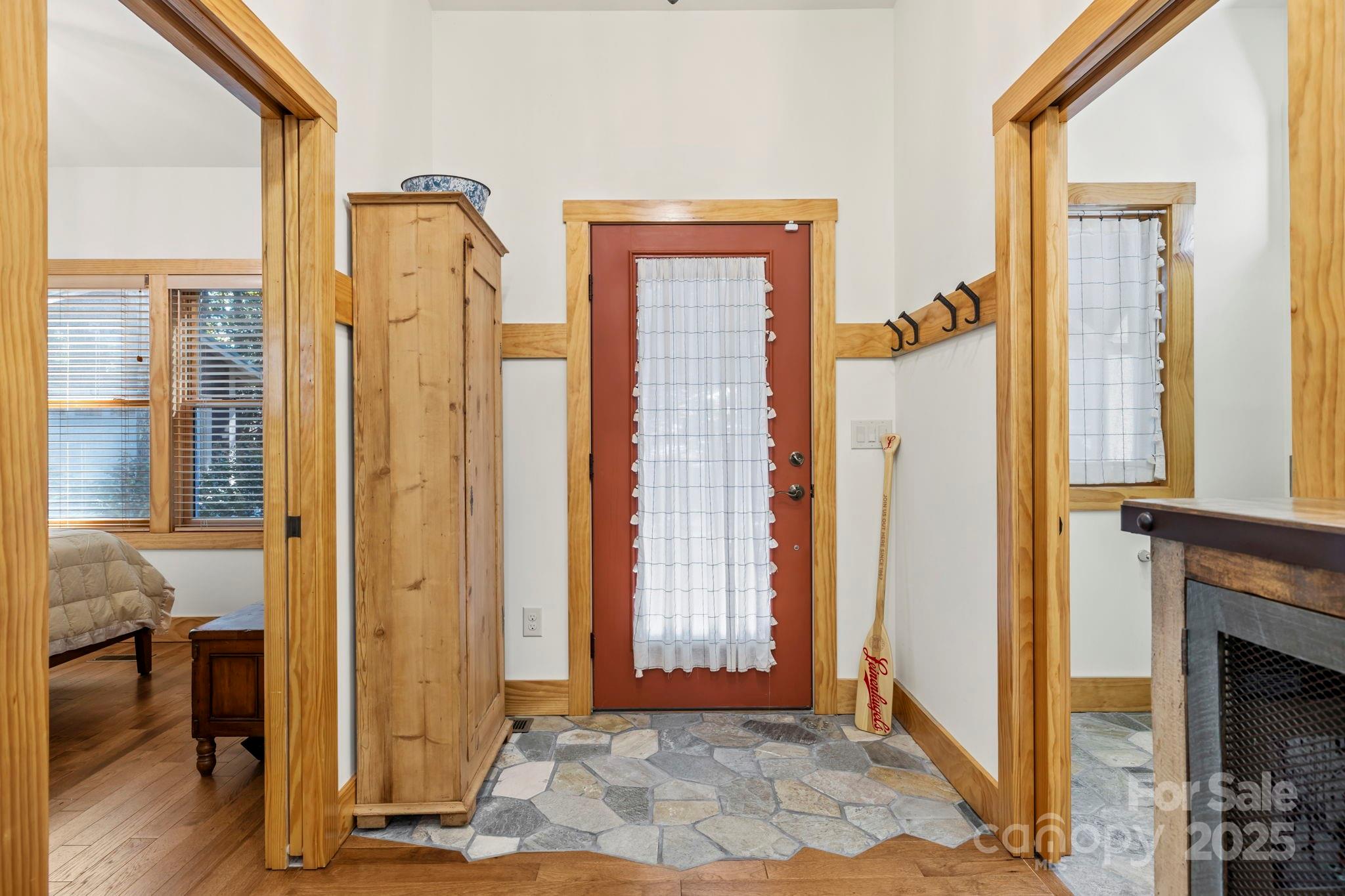 457 Hearthstone Way