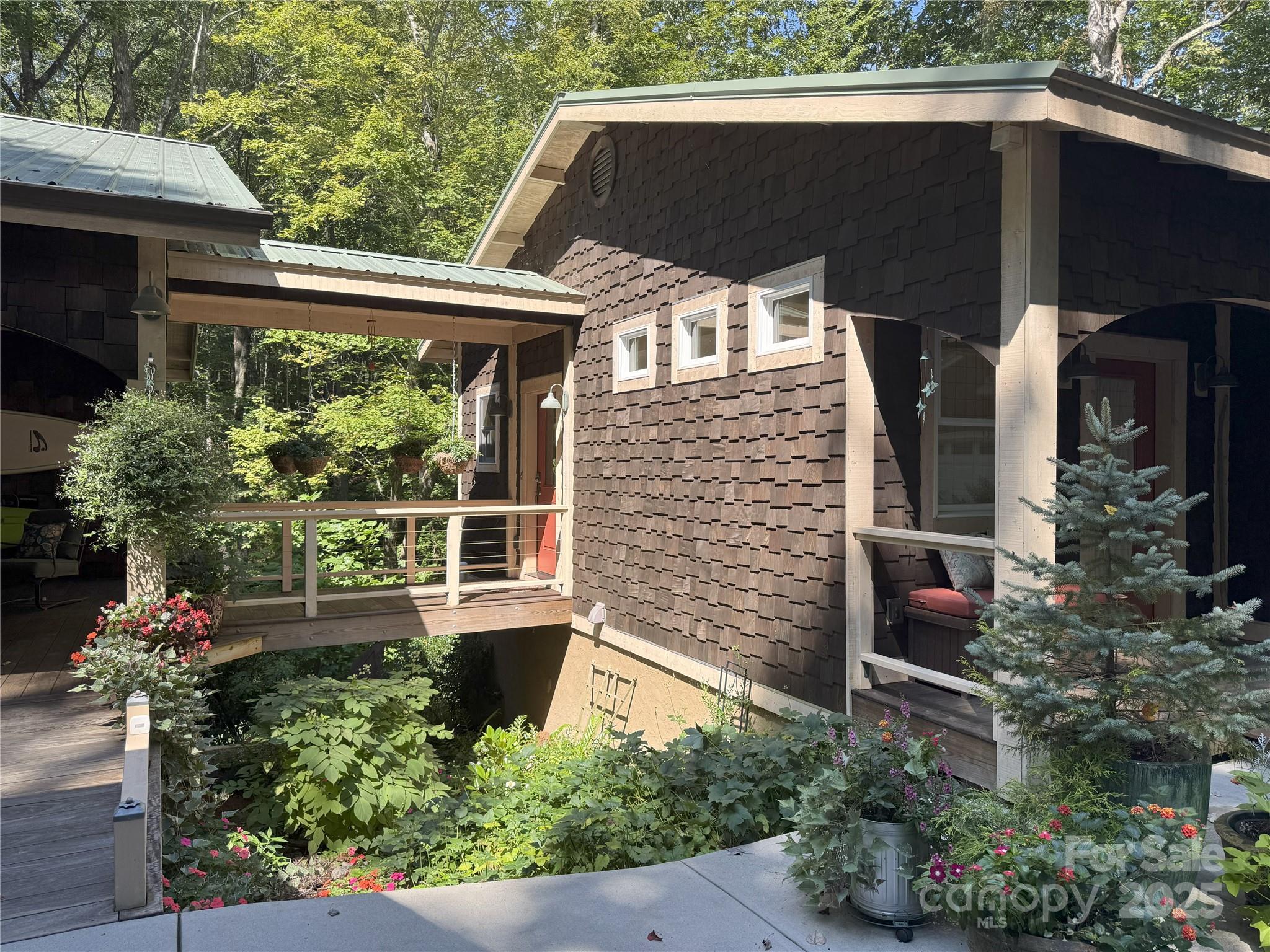 457 Hearthstone Way