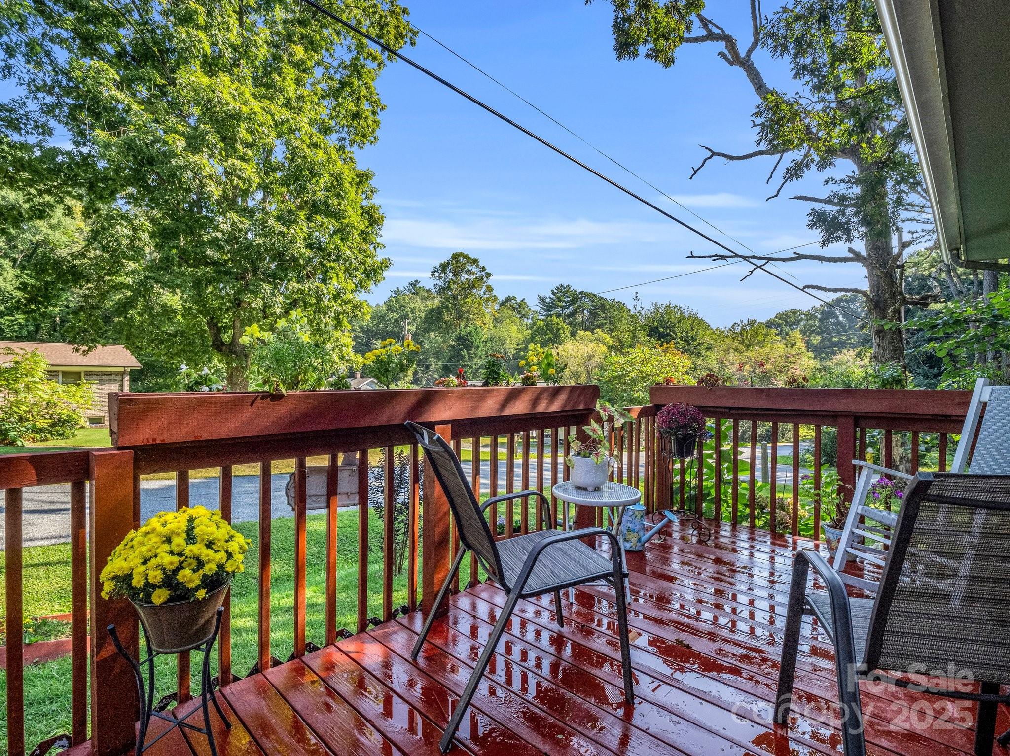 285 Cosmos Drive