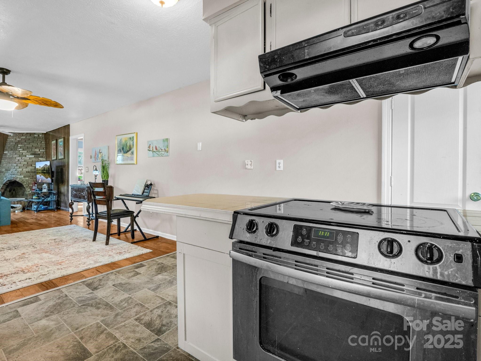 285 Cosmos Drive